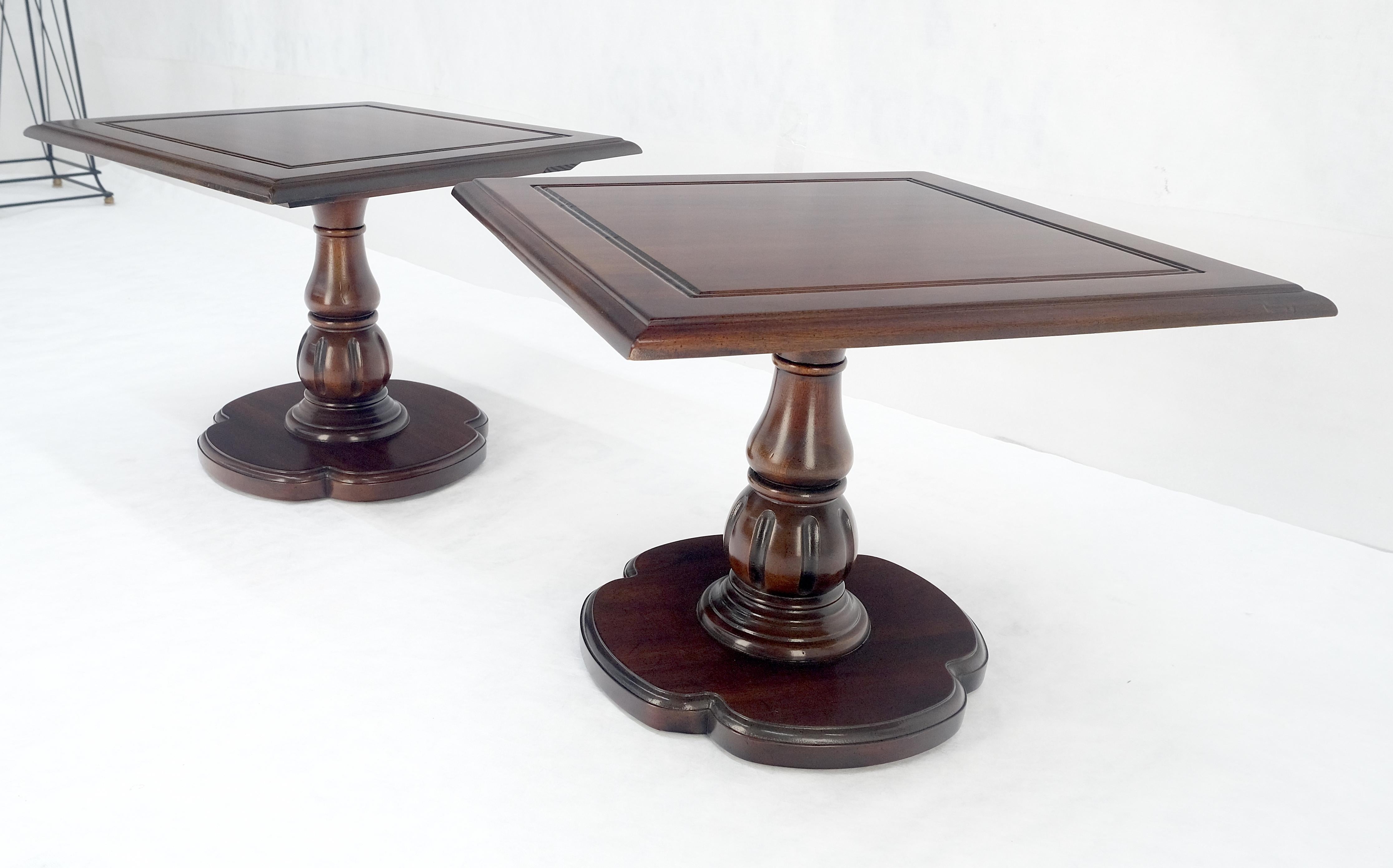 Pair Solid Cherry Dark Espresso Clover Base 21x21 Square Top Side End Lamp Table For Sale 2