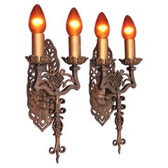 Paire d'appliques néo-espagnoles Fin des années 1920