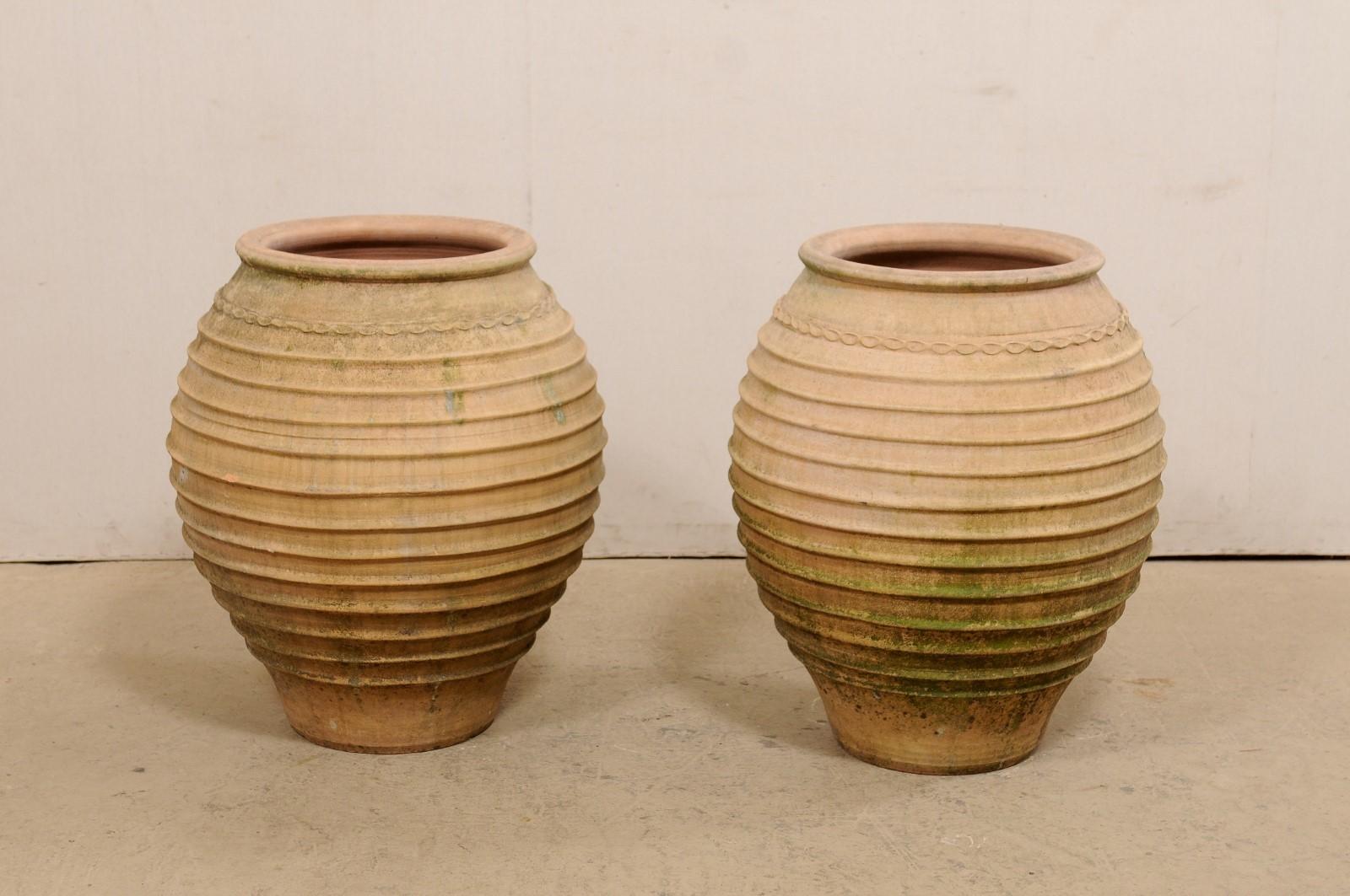 Pair Spanish Terracotta Bulb-Shaped Pots, from the Early 20th Century 3