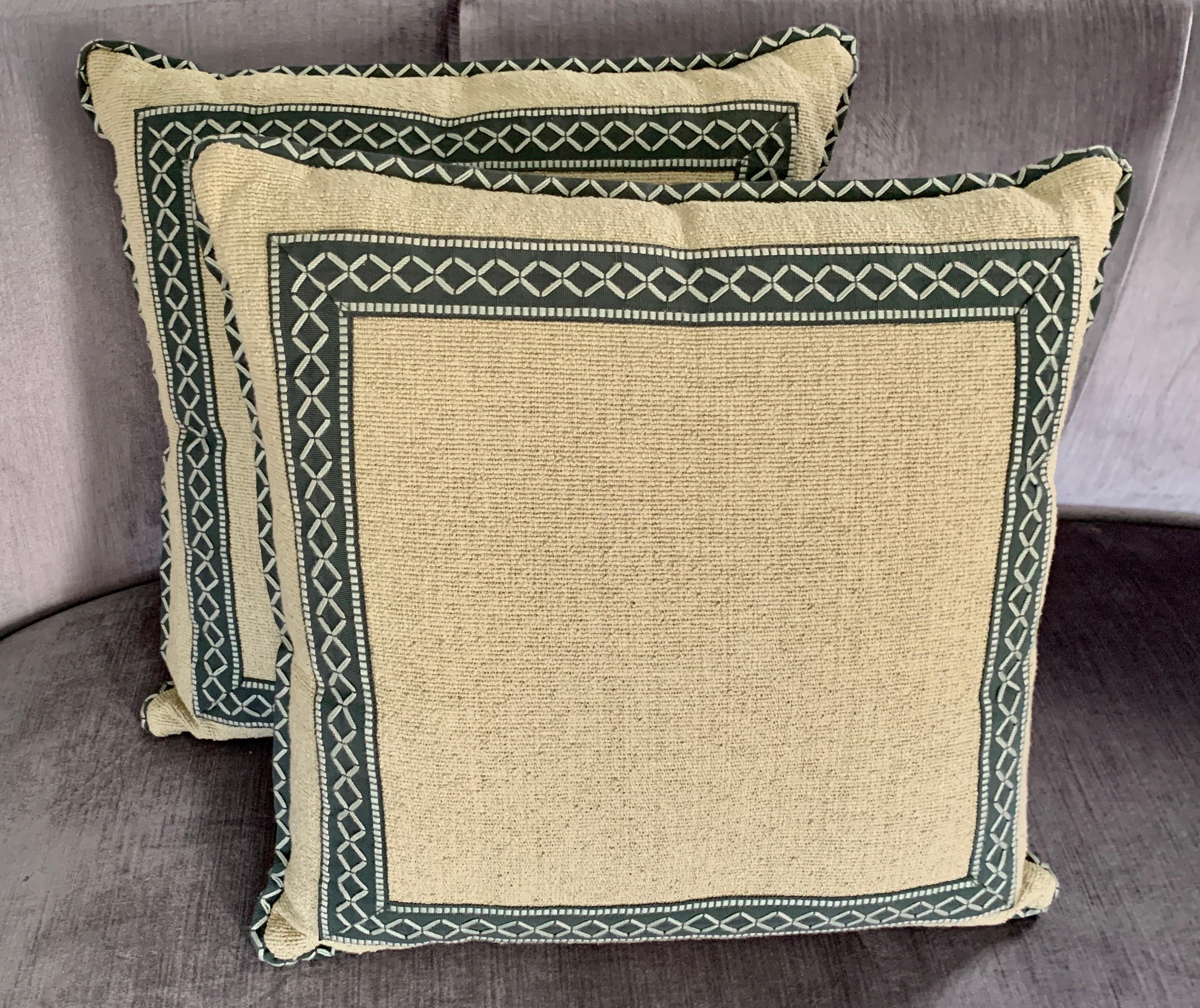 pillow edging