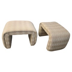 Paire de poufs ovales dans le style de Milo Baughman