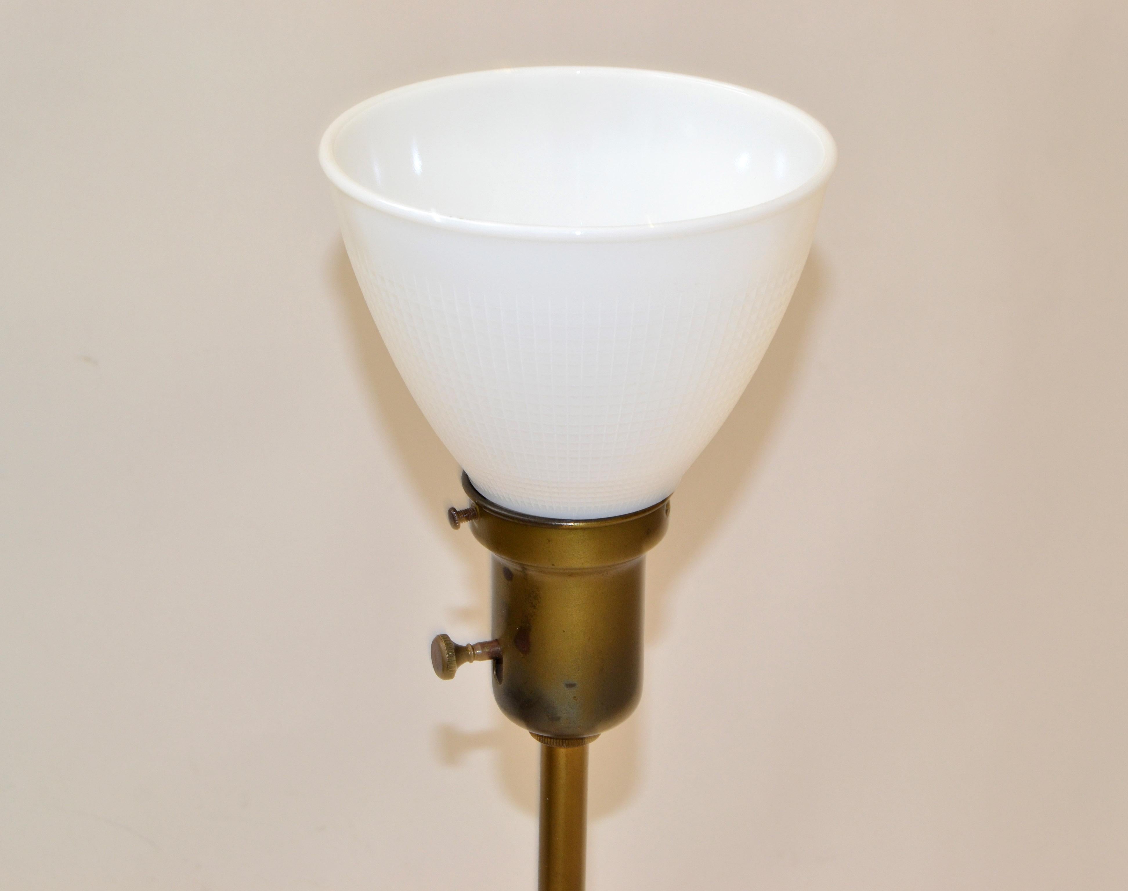 Paire de lampes de bureau en forme de globe en porcelaine et verre dépoli de style Stiffel, Chinoiserie 1950 en vente 3