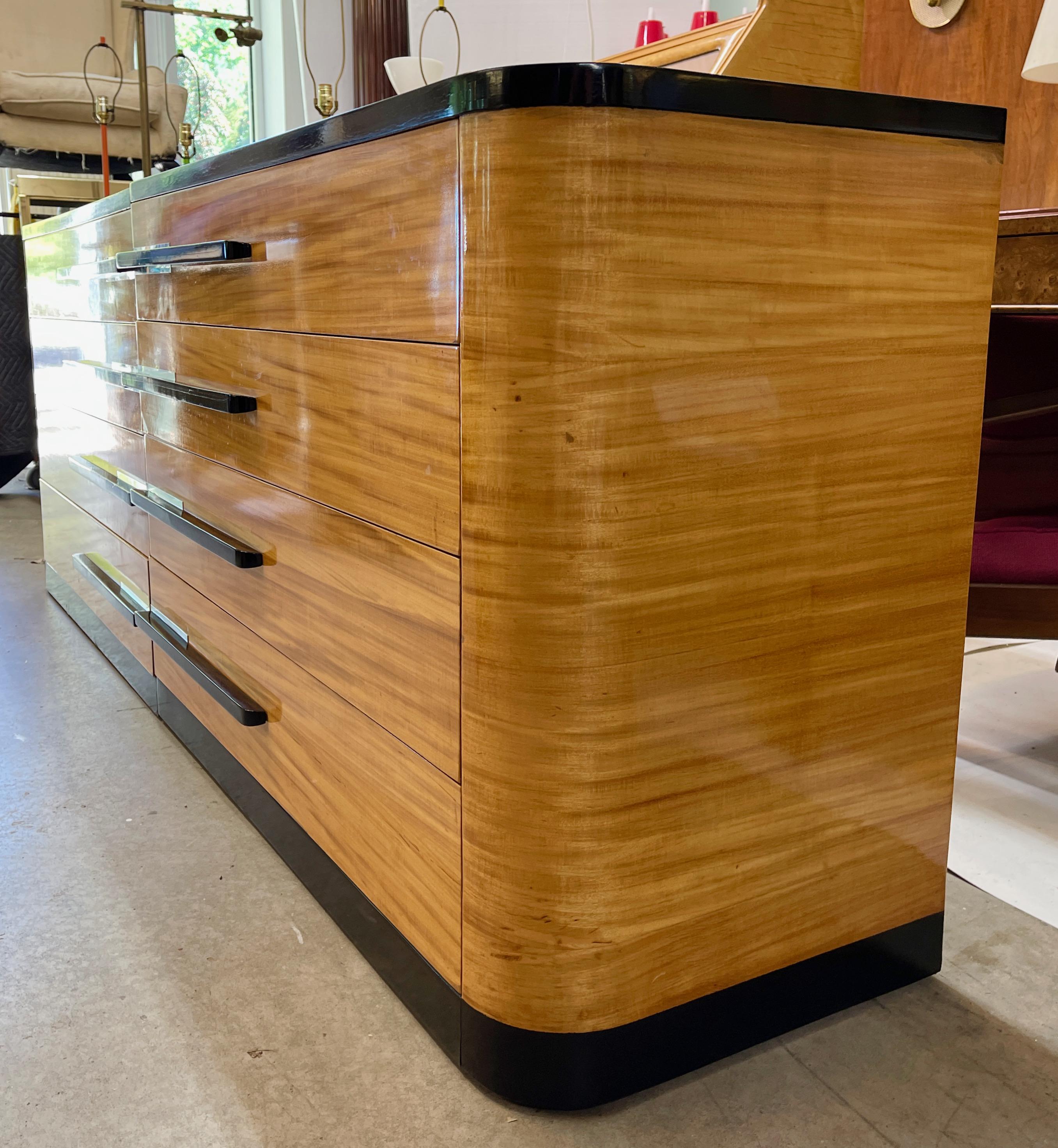 Pair Streamline Modern Chests by Leo Jiranek In Good Condition For Sale In Hanover, MA
