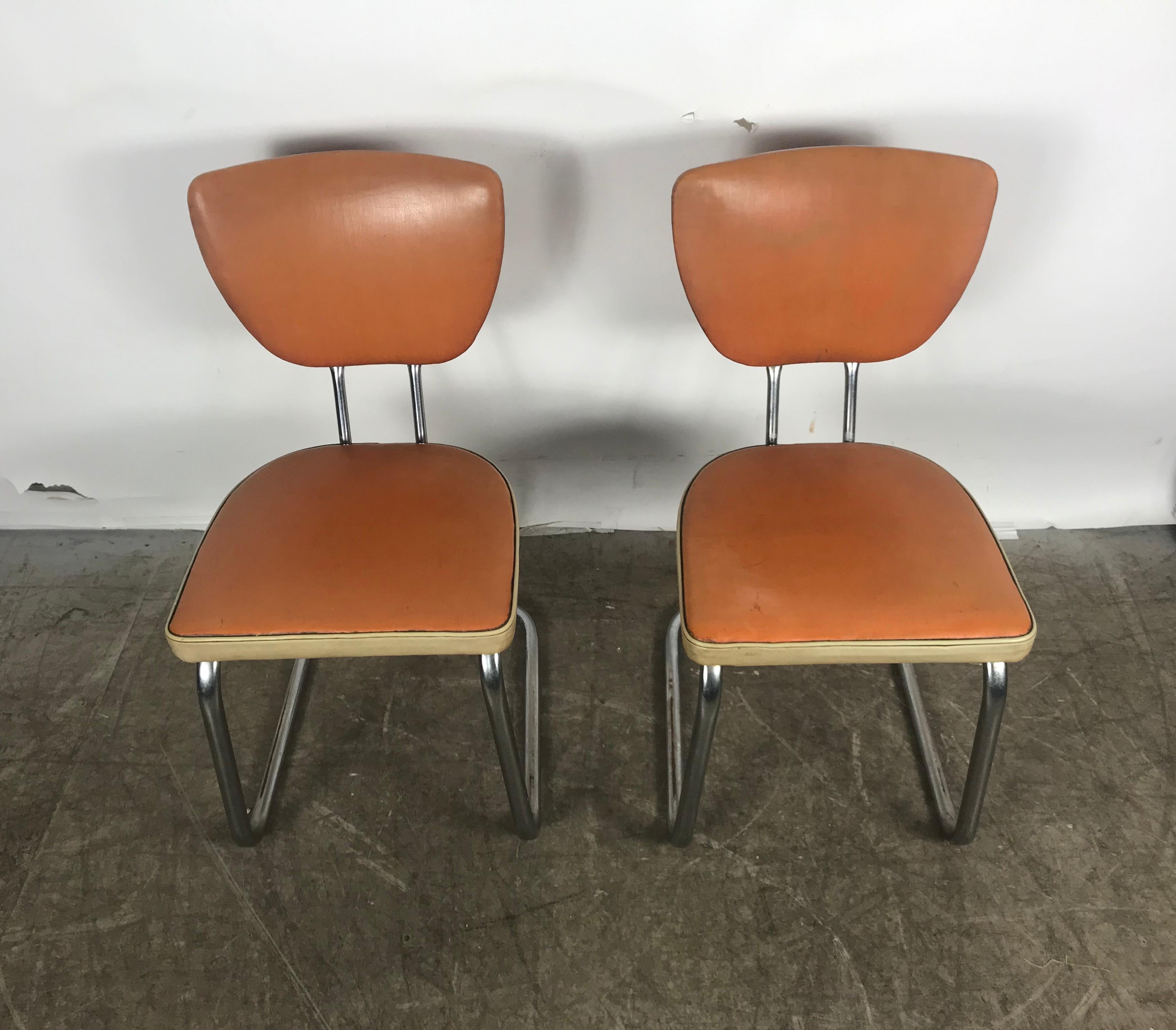 Paar stilisierte Art-Déco-Beistellstühle aus Chrom von Daystrom, Maschinenzeitalter (Art déco) im Angebot