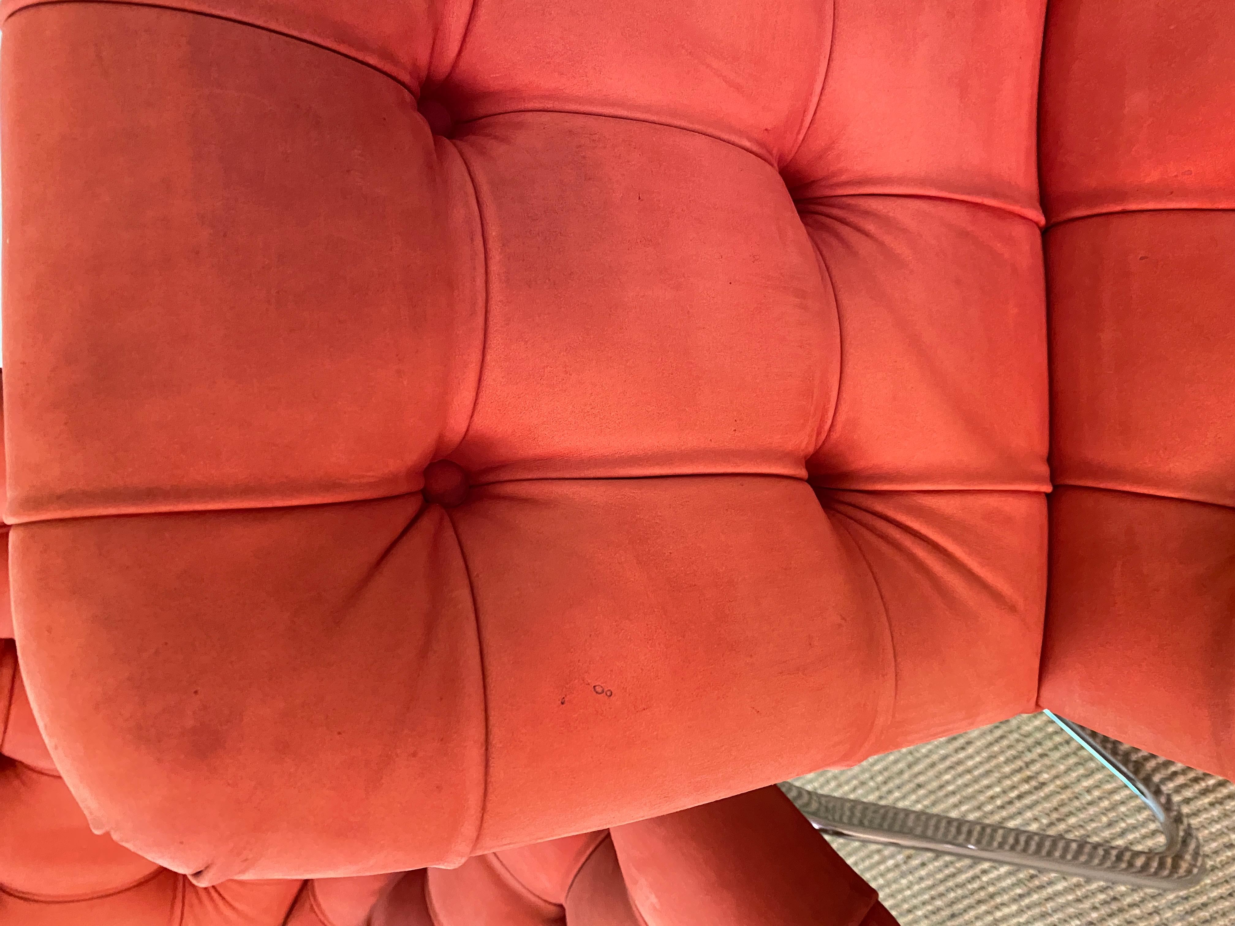 Paire de chaises en cuir de daim en porte-à-faux conçues par Robert Haussmann pour de Sede en vente 7