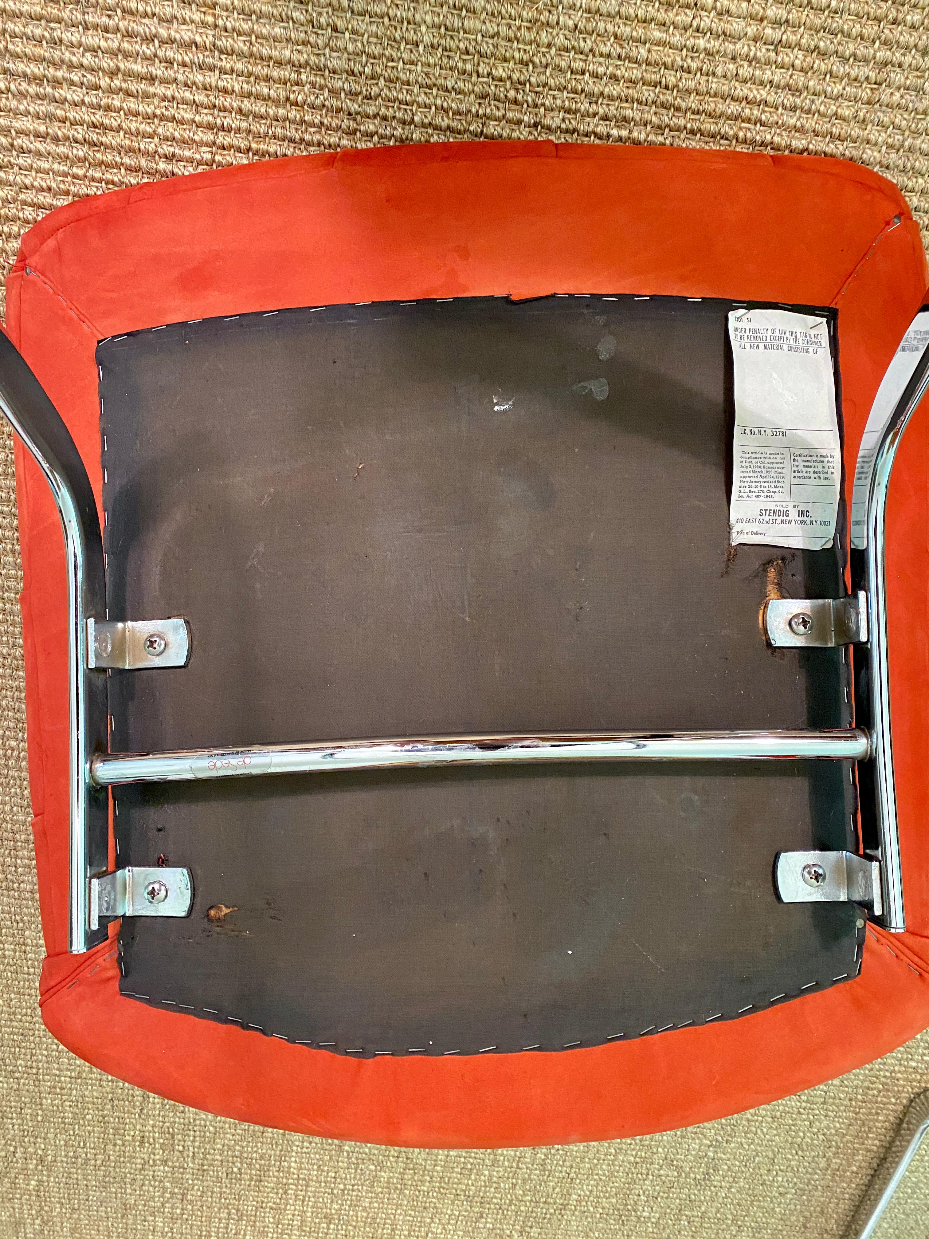 Paire de chaises en cuir de daim en porte-à-faux conçues par Robert Haussmann pour de Sede en vente 9
