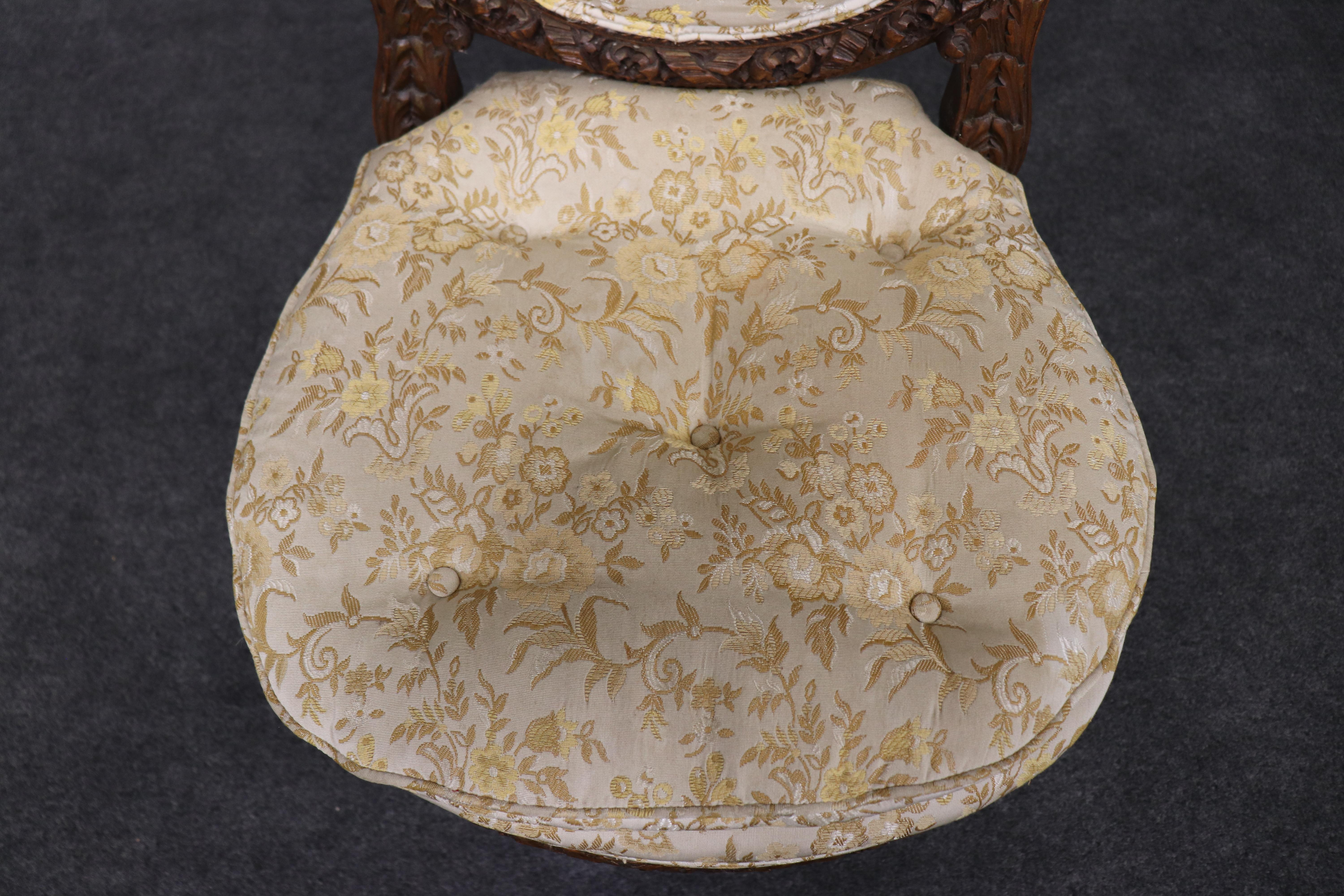 Pair Superb Carved Walnut French Louis XV Boudoir Side Chairs Circa 1920 For Sale 10