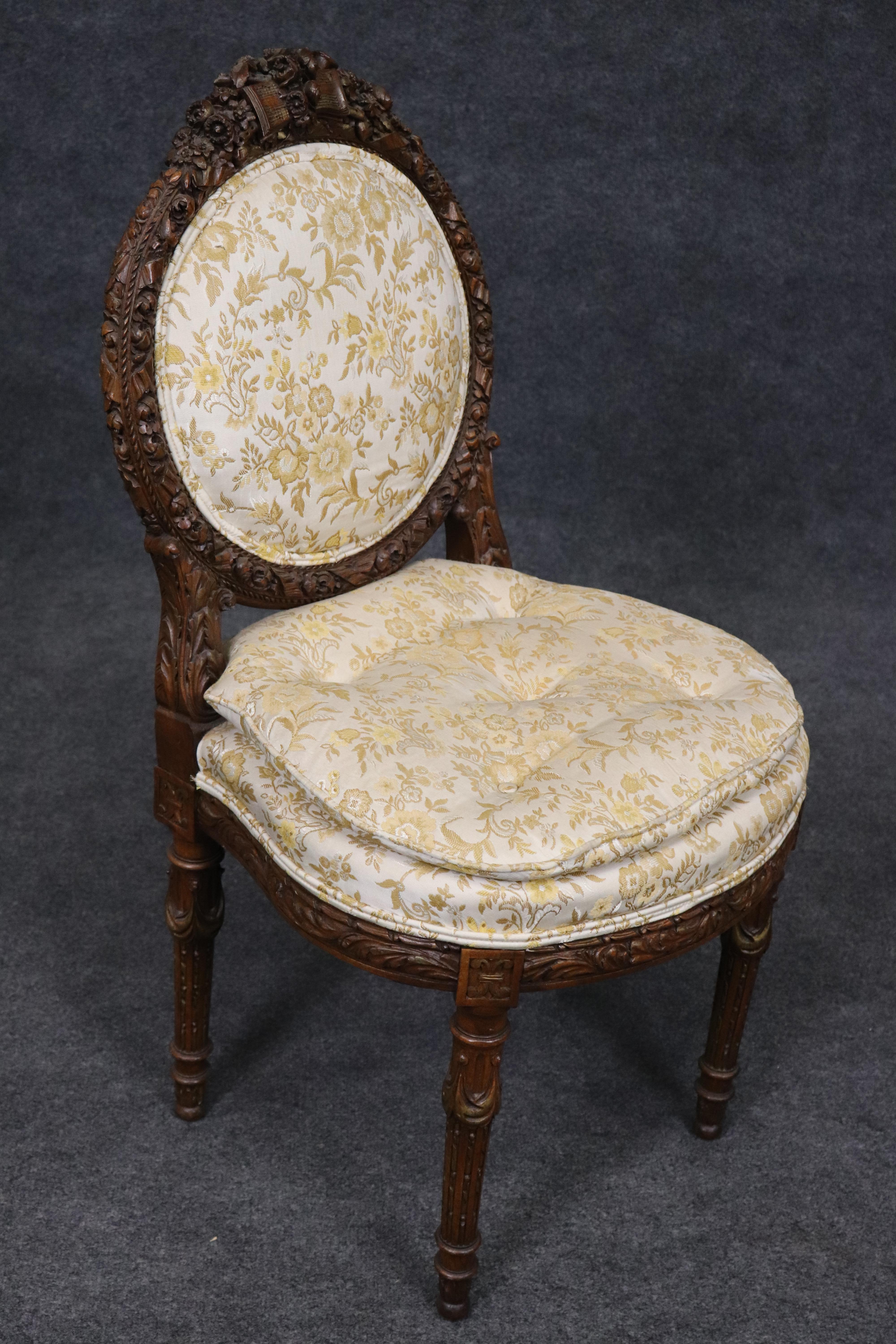 Pair Superb Carved Walnut French Louis XV Boudoir Side Chairs Circa 1920 For Sale 4