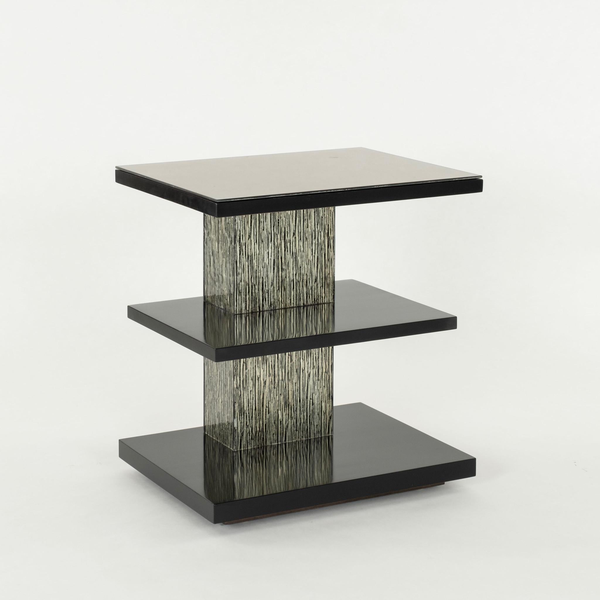 Paire de tables d'appoint Swaim Silver Gilt Verre Églomisé Fontane Bon état - En vente à Houston, TX