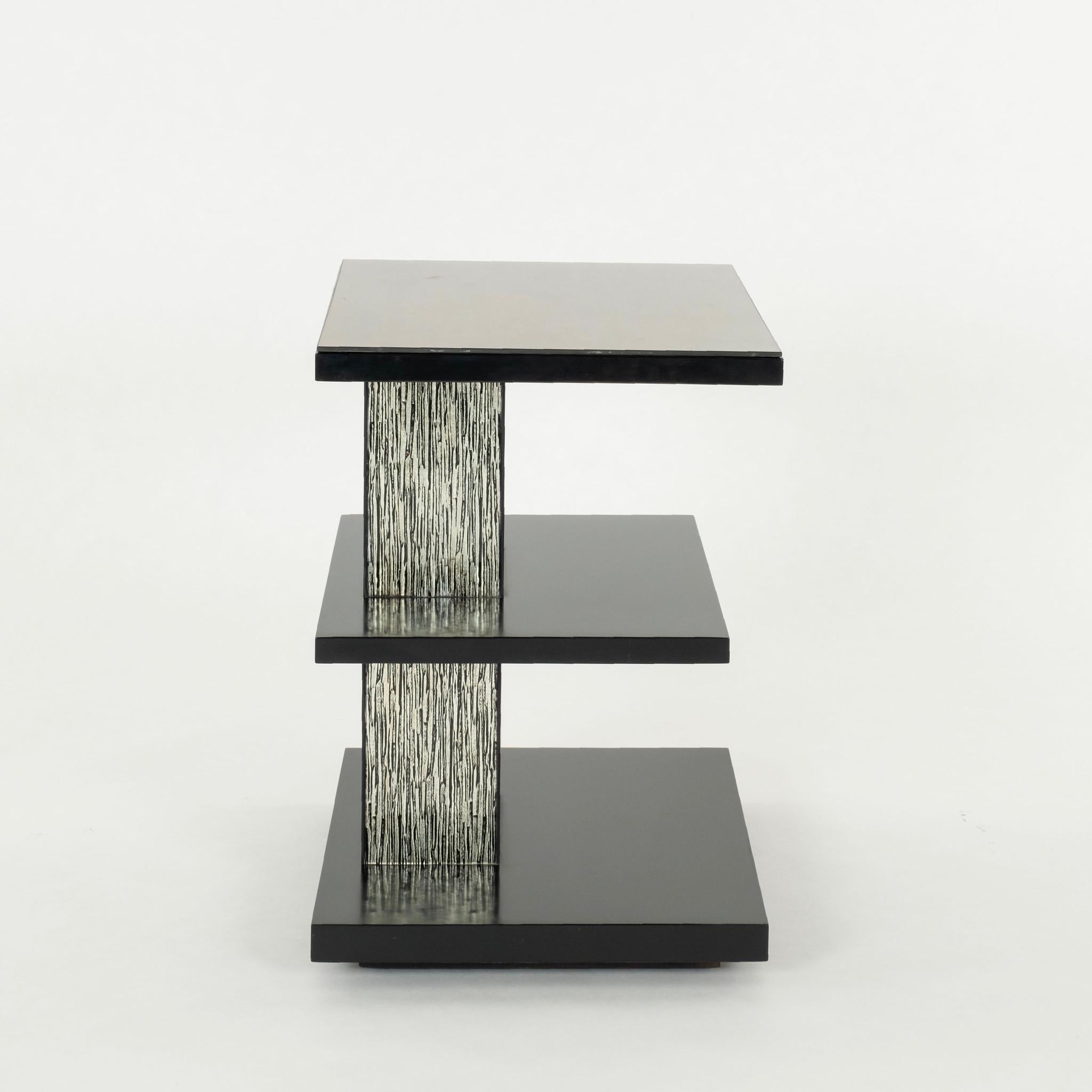 XXIe siècle et contemporain Paire de tables d'appoint Swaim Silver Gilt Verre Églomisé Fontane en vente
