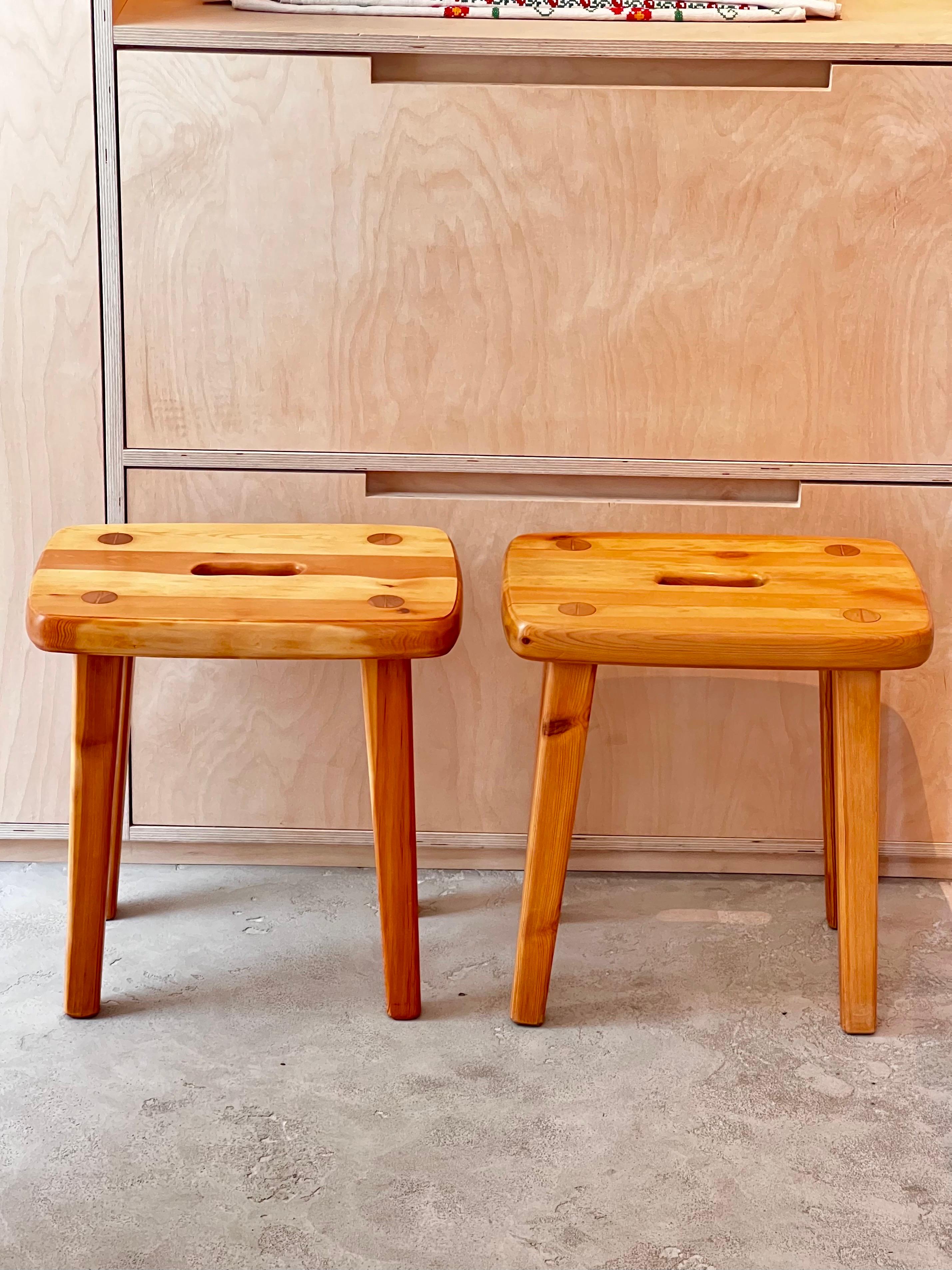 Pair Swedish Brutalist pine stools, 1950s, Handmade fine quality refinished For Sale 3