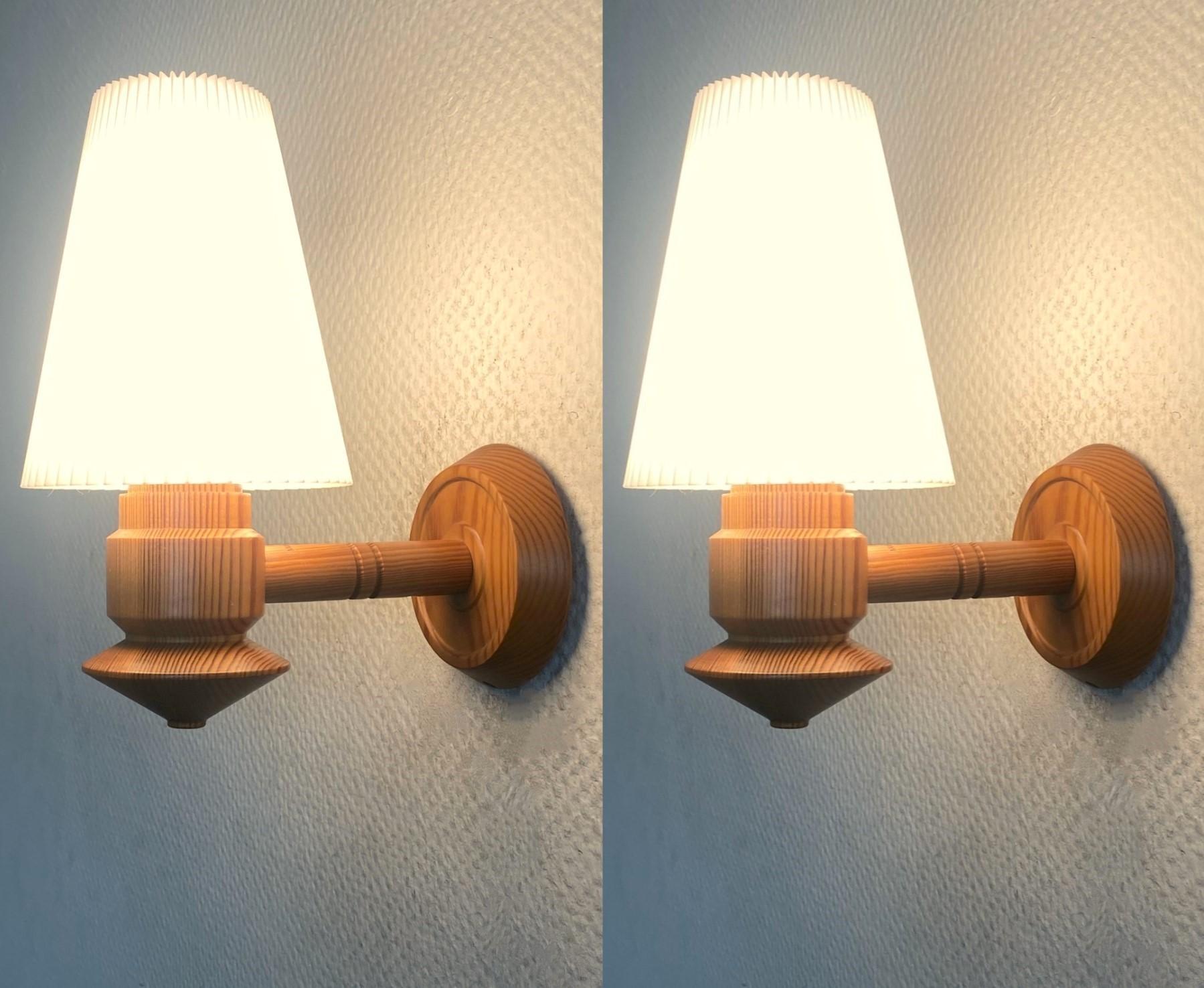 Pair Swedish Designer Pine Wall Sconces with Pleated Shades, Sweden, 1970s 2