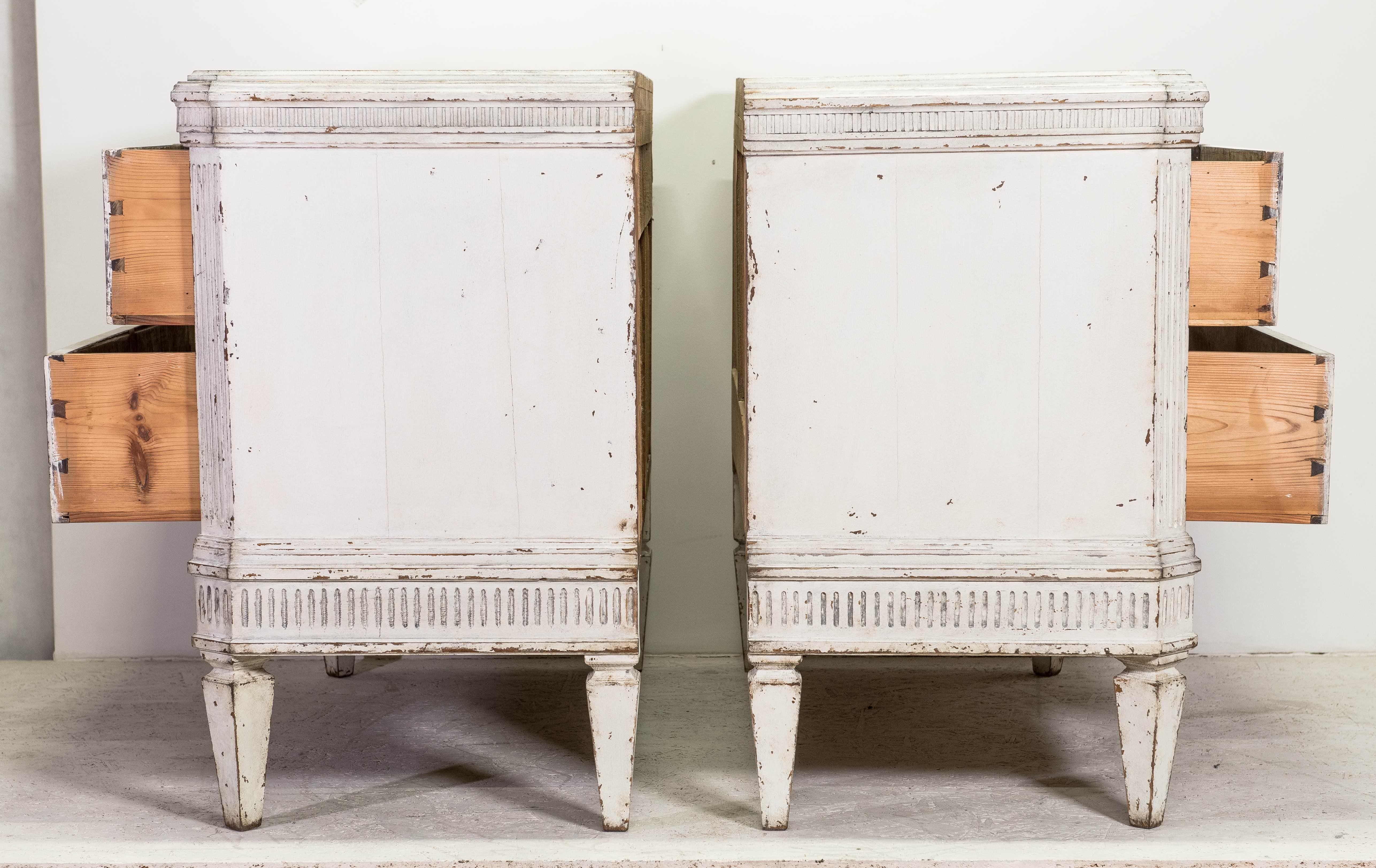 Hand-Painted Pair Swedish Gustavian Painted Chest of Drawers Commode Tallboy Grey White