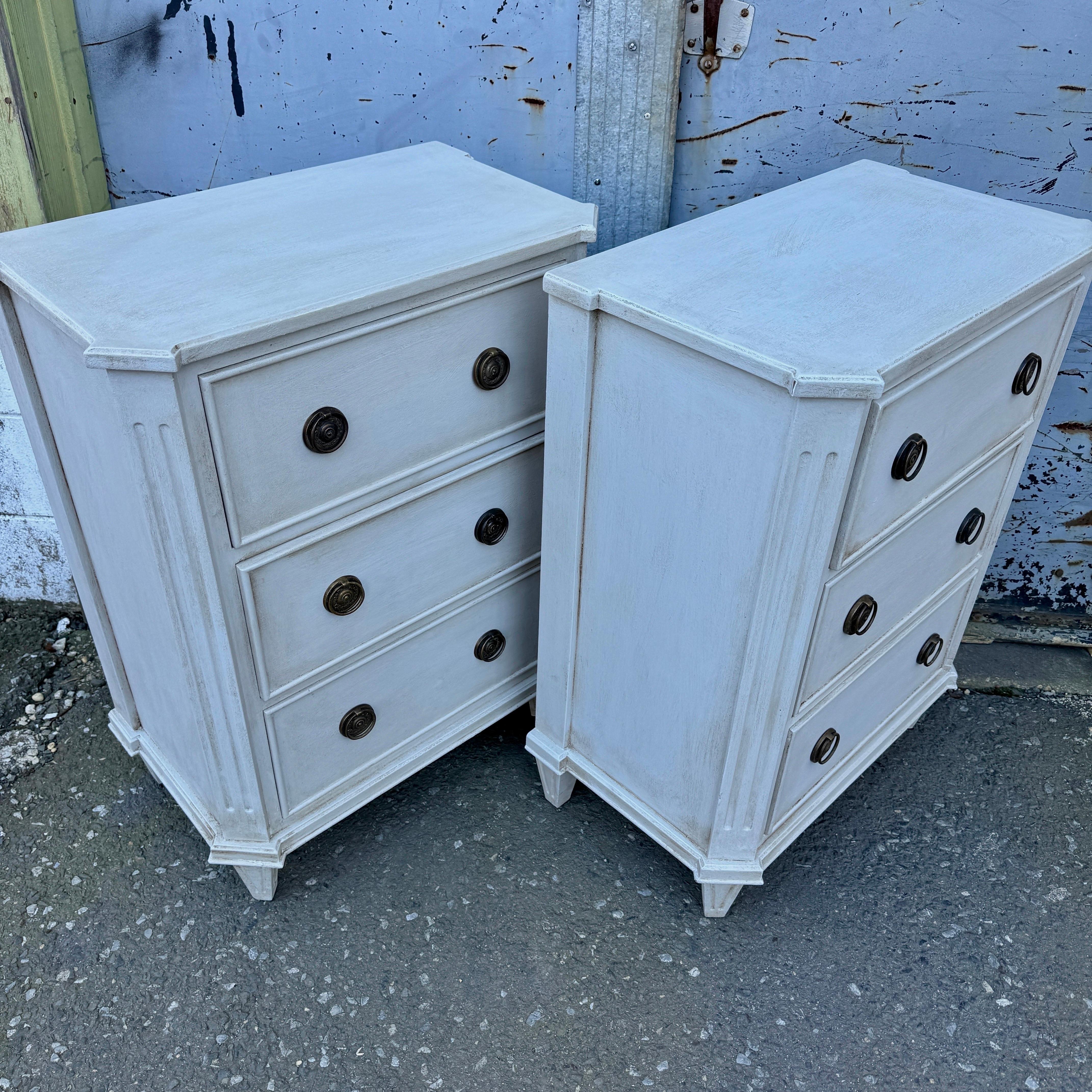 Pair Swedish Gustavian Style Painted 3 Drawer Chests Nightstands For Sale 4