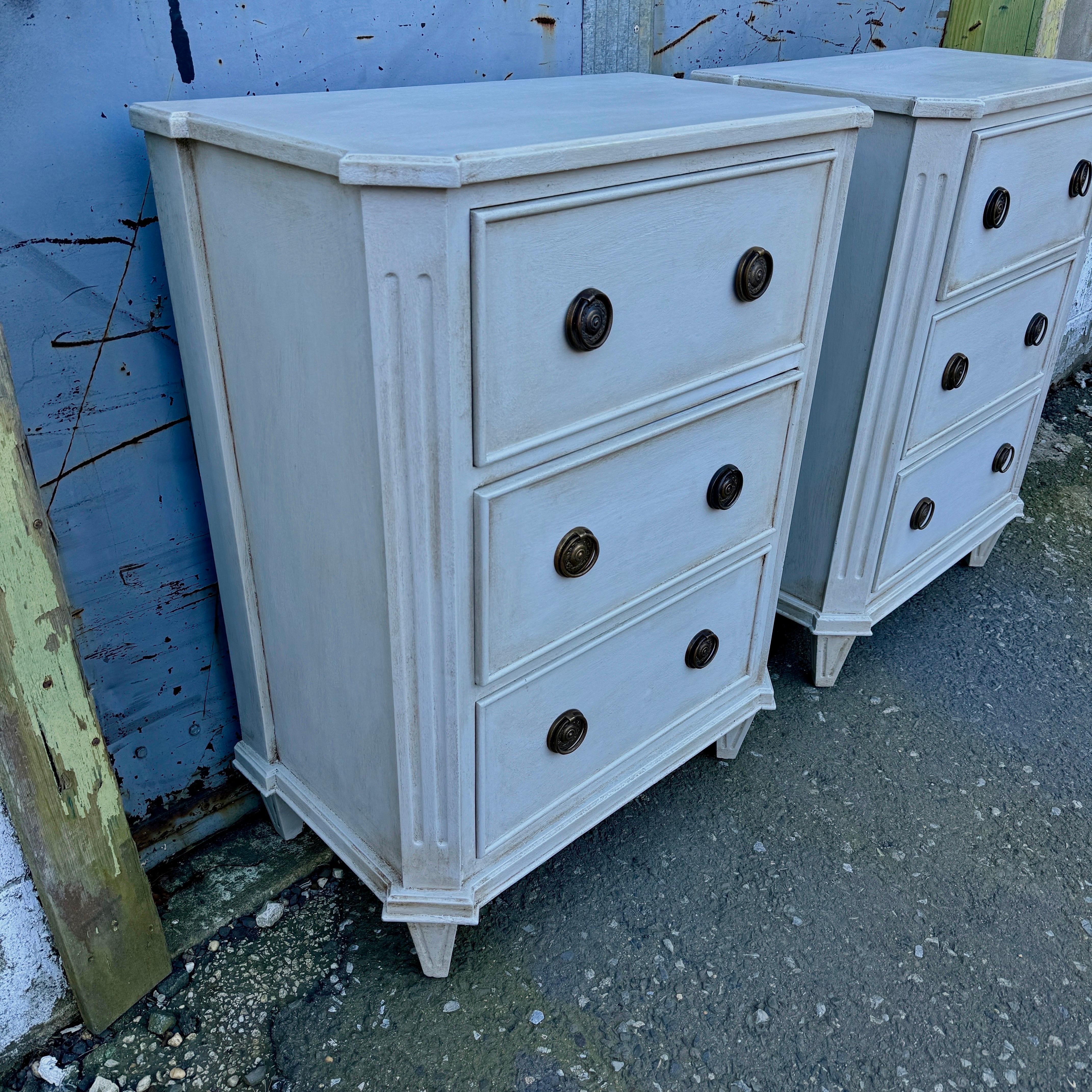 Contemporary Pair Swedish Gustavian Style Painted 3 Drawer Chests Nightstands For Sale