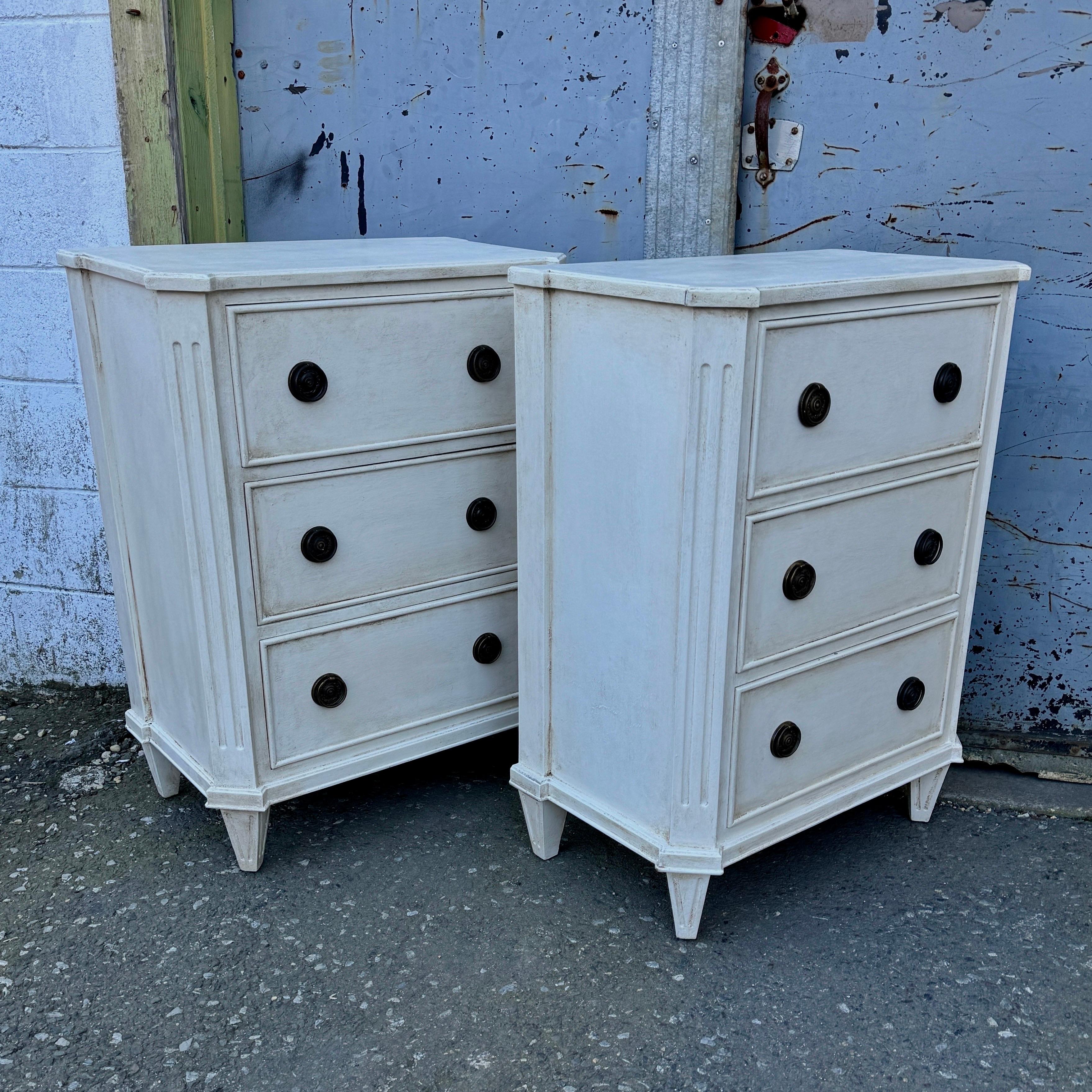 Pair Swedish Gustavian Style Painted 3 Drawer Chests Nightstands For Sale 2