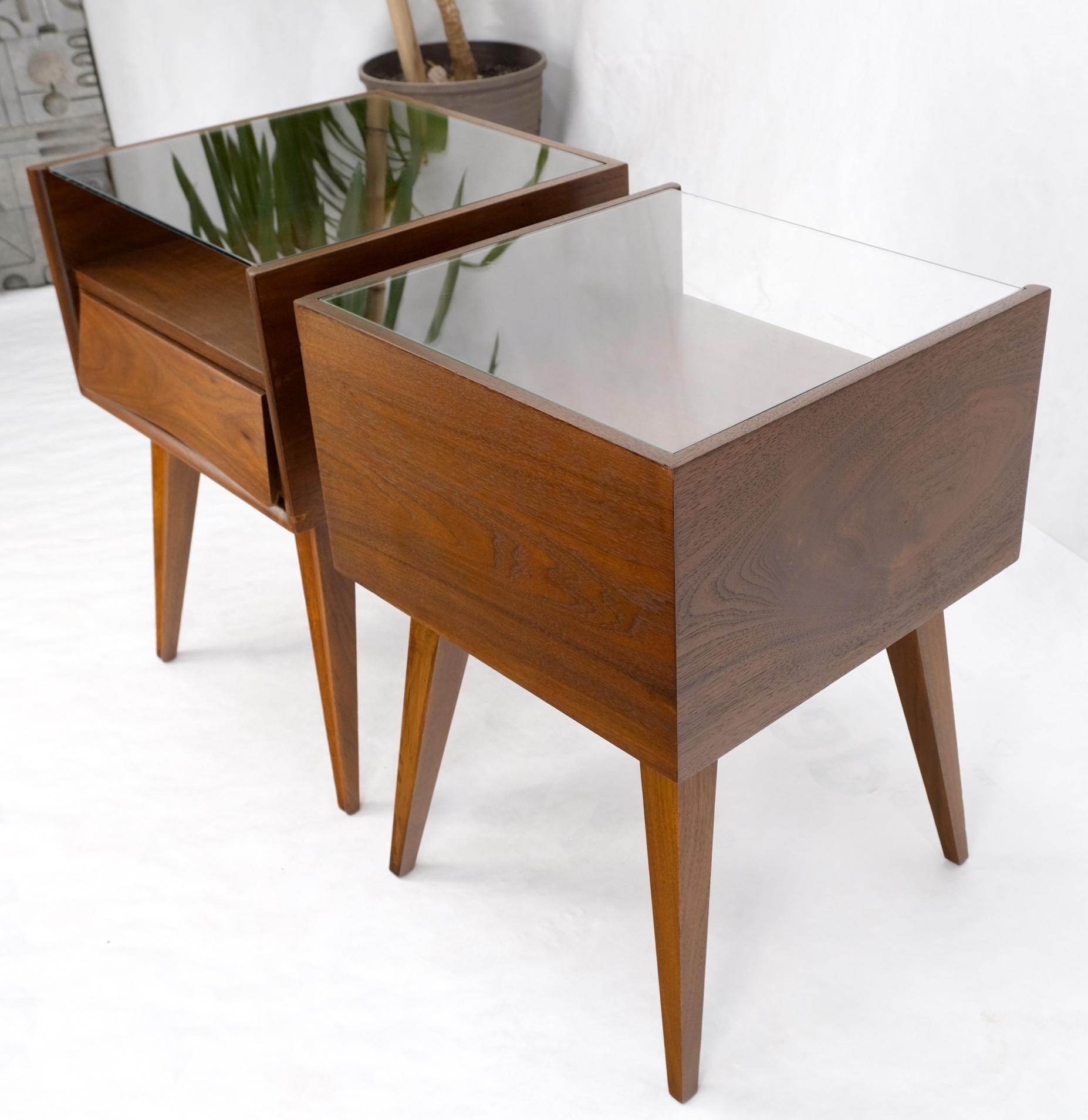 Pair Swedish Mid Century Modern Glass Top Cube Shape End Side Tables NightStands For Sale 11
