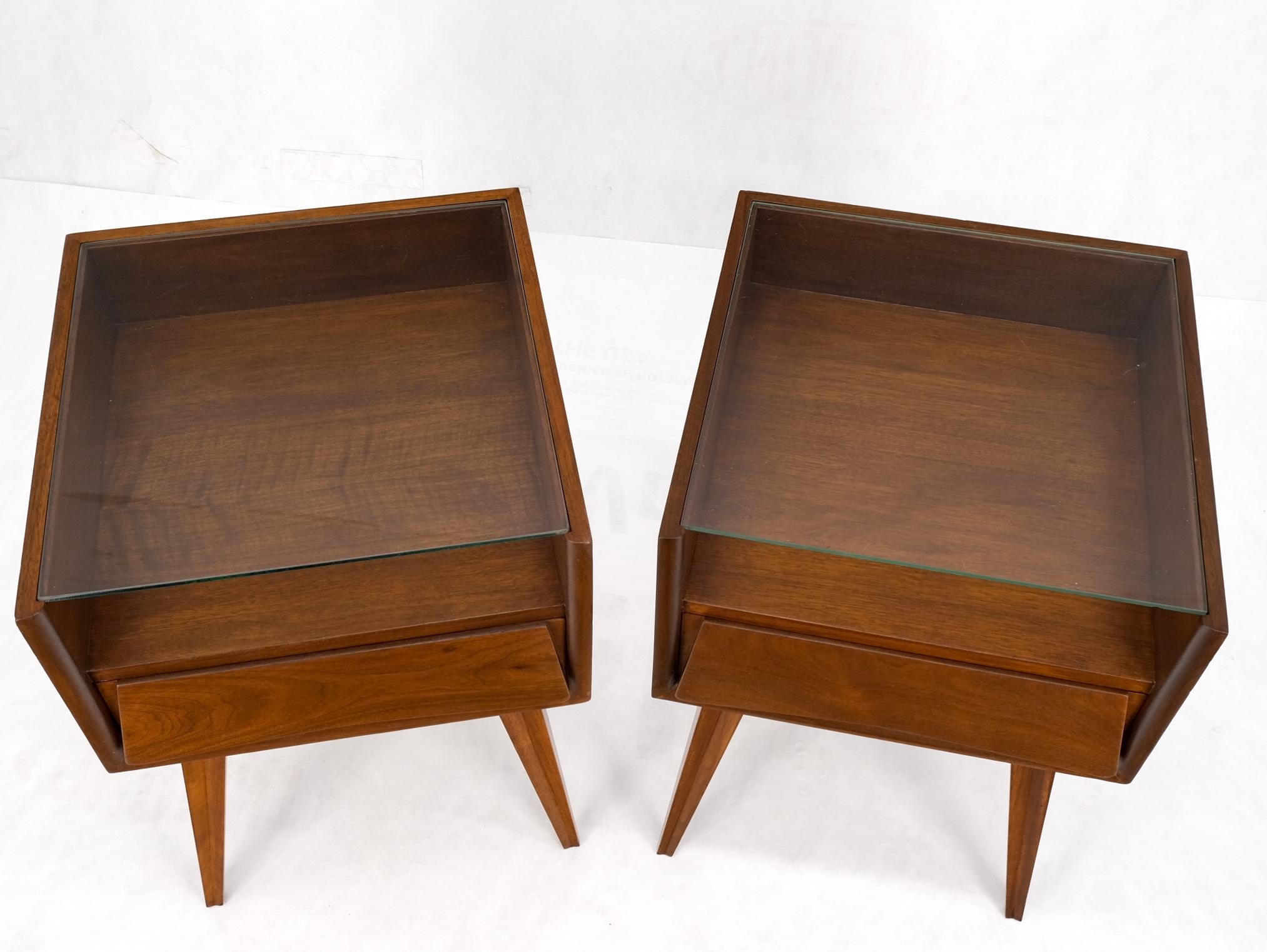 Pair Swedish Mid Century Modern Glass Top Cube Shape End Side Tables Night Stands.
Restored mint condition.
