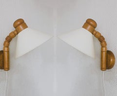 Pair Swedish Designer Pine Wood Wall Sconces with articulate Arm, Sweden, 1960s