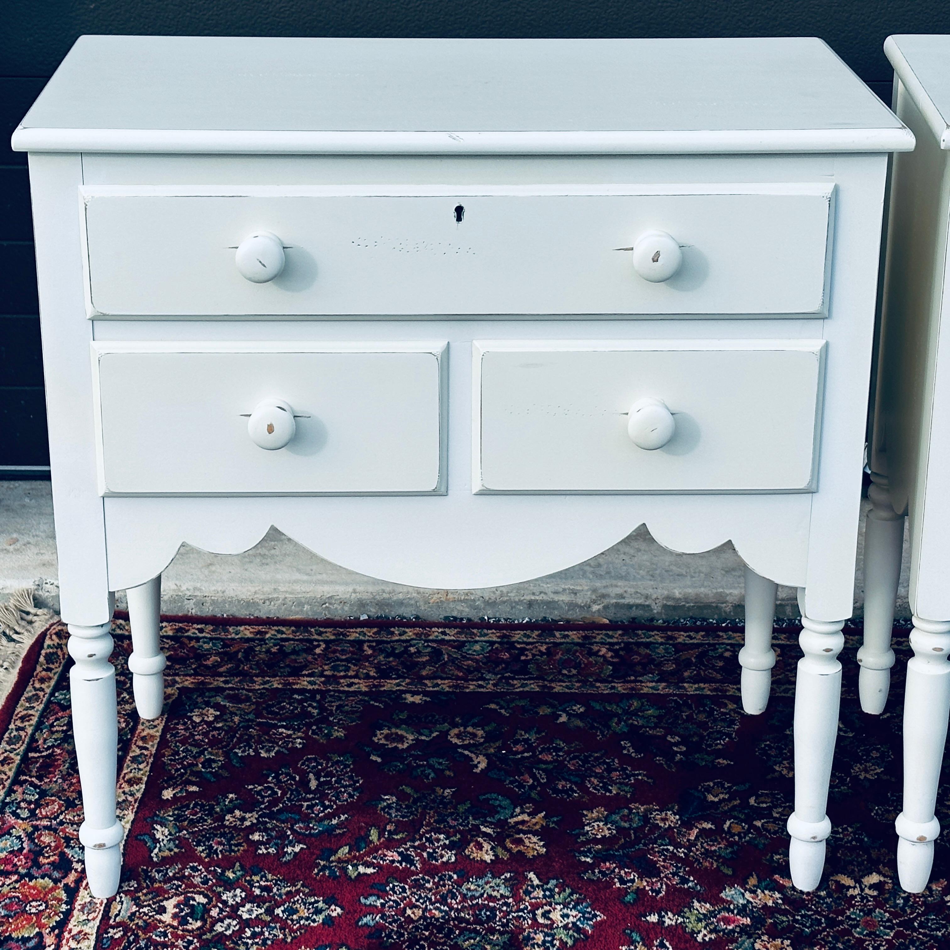 Gustavian Pair Swedish Style Painted Three Drawer Chests by Lexington Furniture For Sale