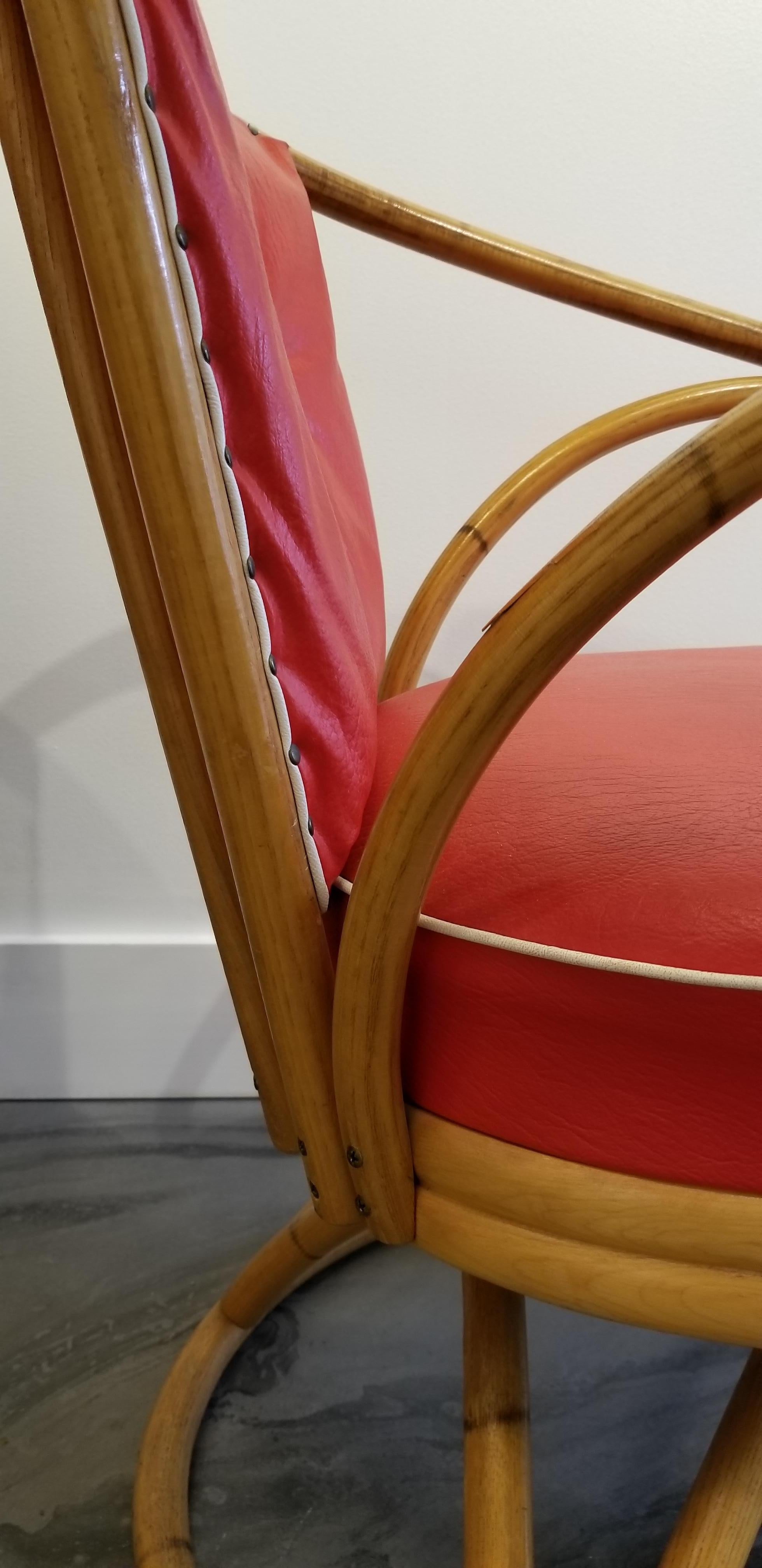 Organic Modern Swivel Lounge Chairs by Heywood Wakefield For Sale 1