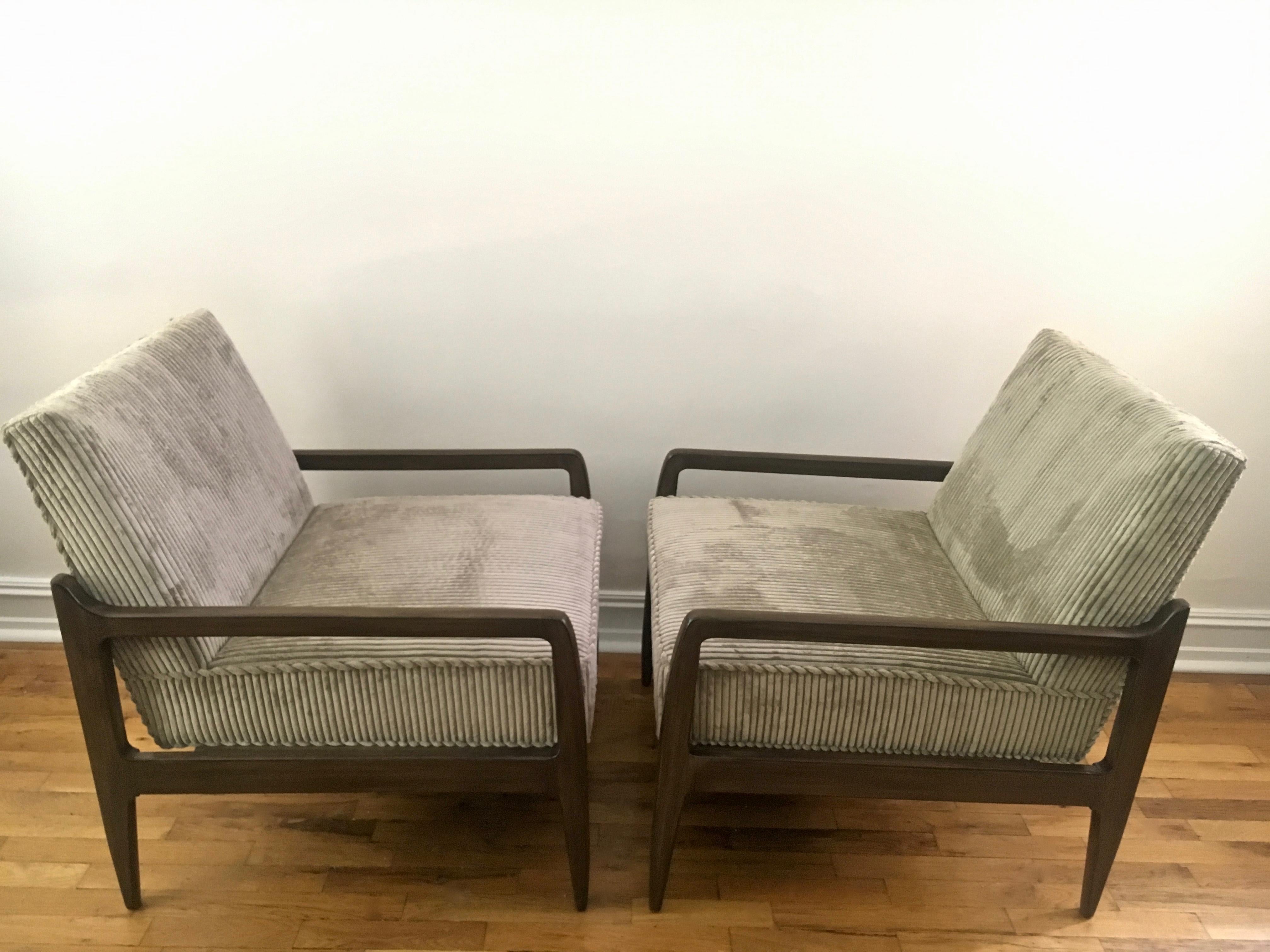 American Pair T. H. Robsjohn-Gibbings Style Hand Grained Walnut Lounge Chairs