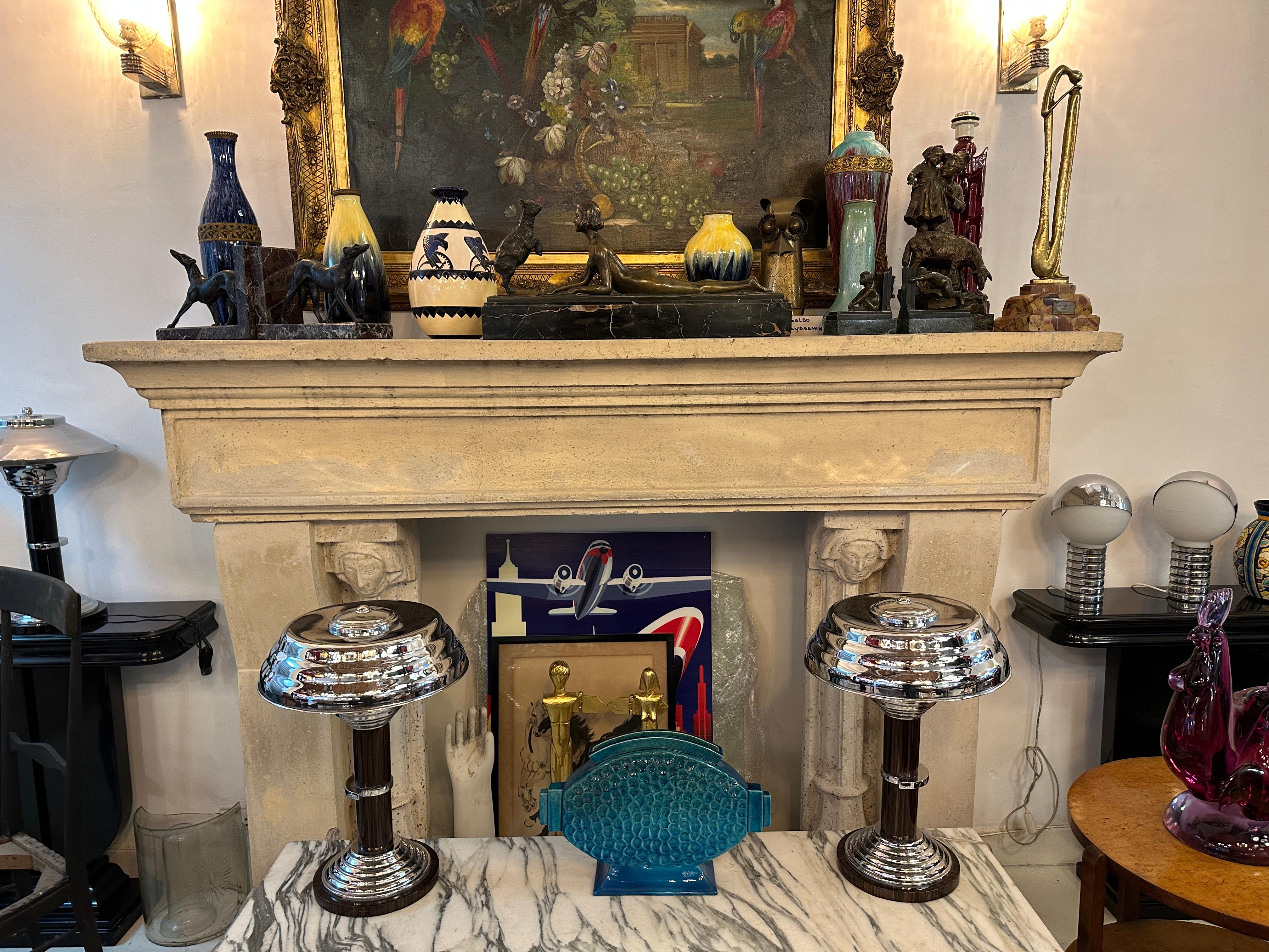 Francese Coppia di lampade da tavolo in legno e cromo, stile Art Deco , Francia in vendita