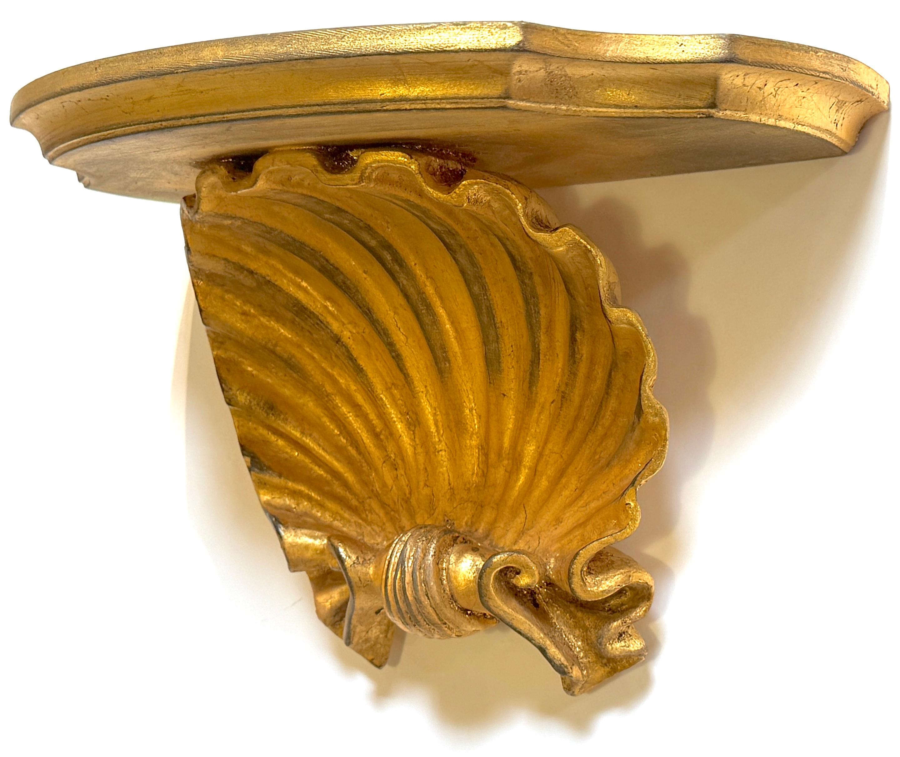 Metal Pair talian Carved Giltwood Shell Motif Wall Brackets, Attributed  to Palladio For Sale