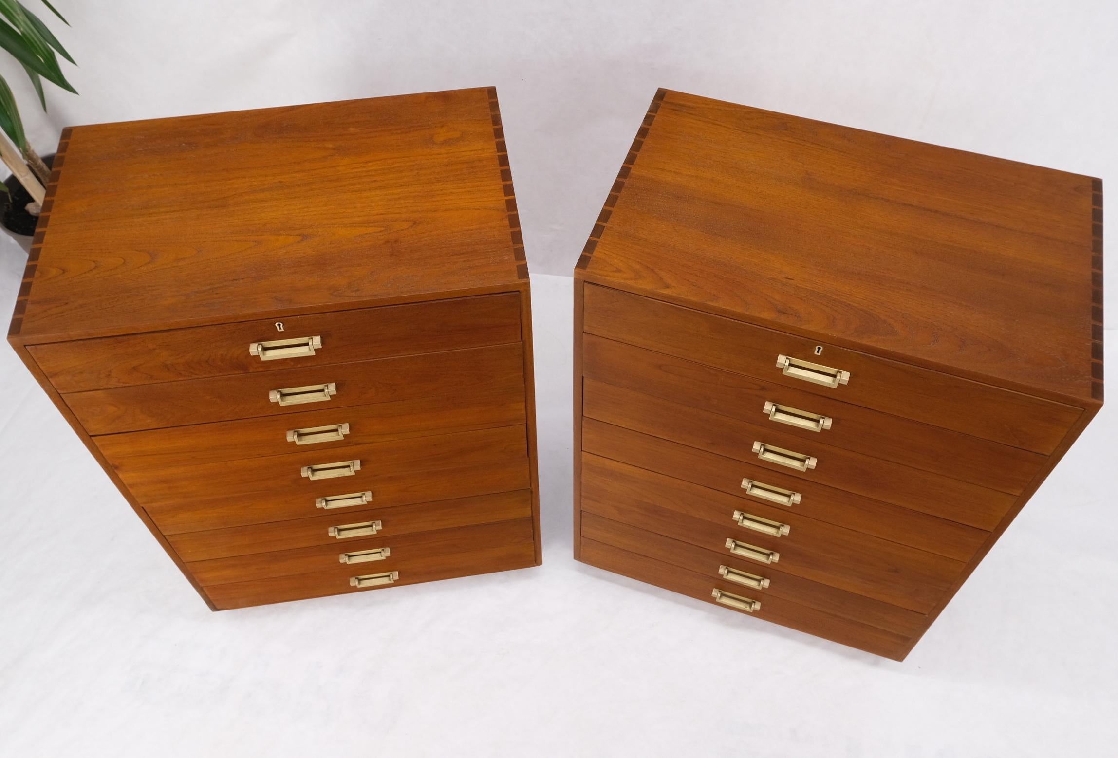 Pair Tall 8 Drawers Studio Made Solid Teak Dovetail Joints Chests Dressers MINT For Sale 3