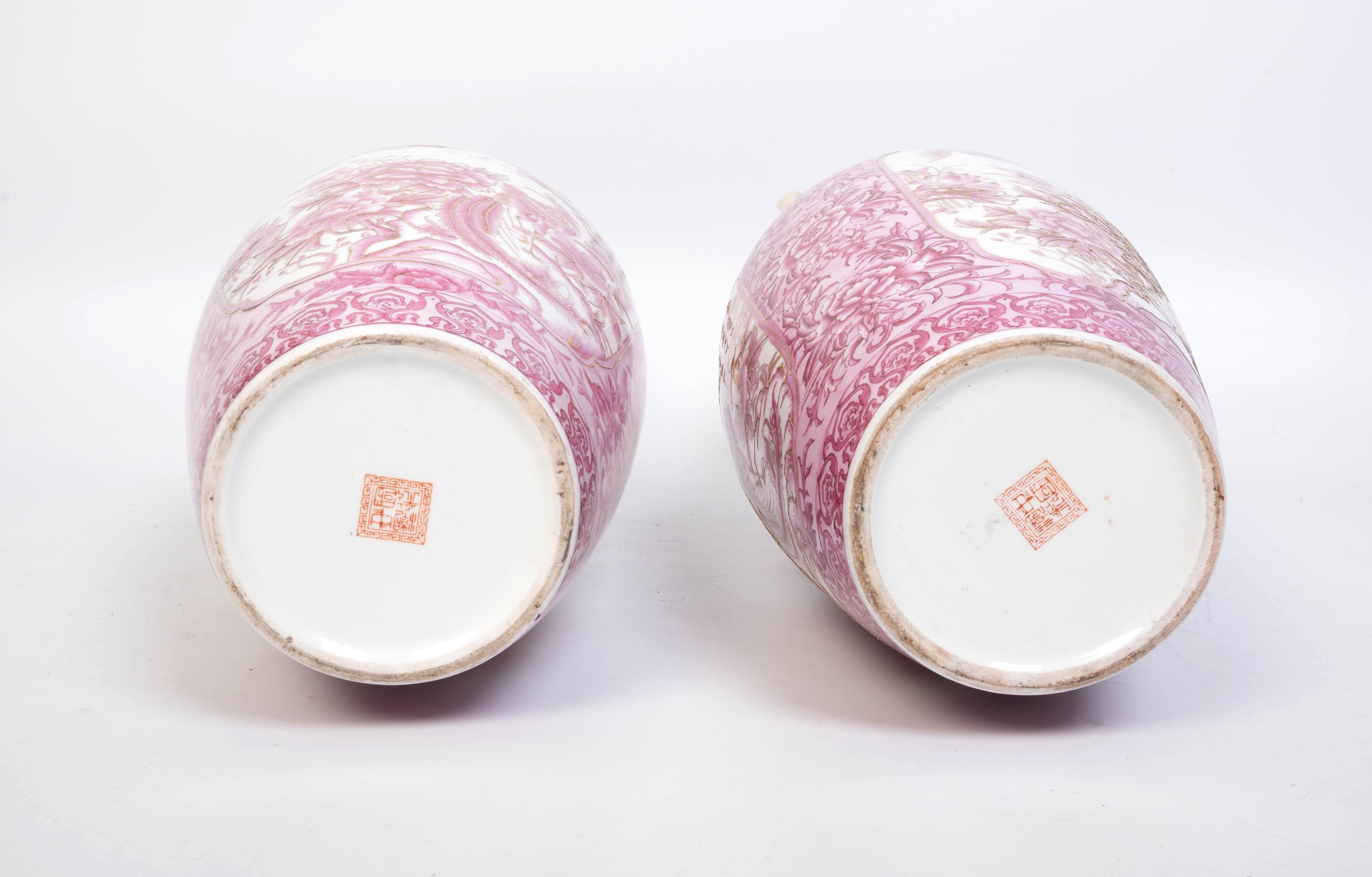 Coppia di vasi alti in porcellana cinese dorata Qianlong in vendita 7