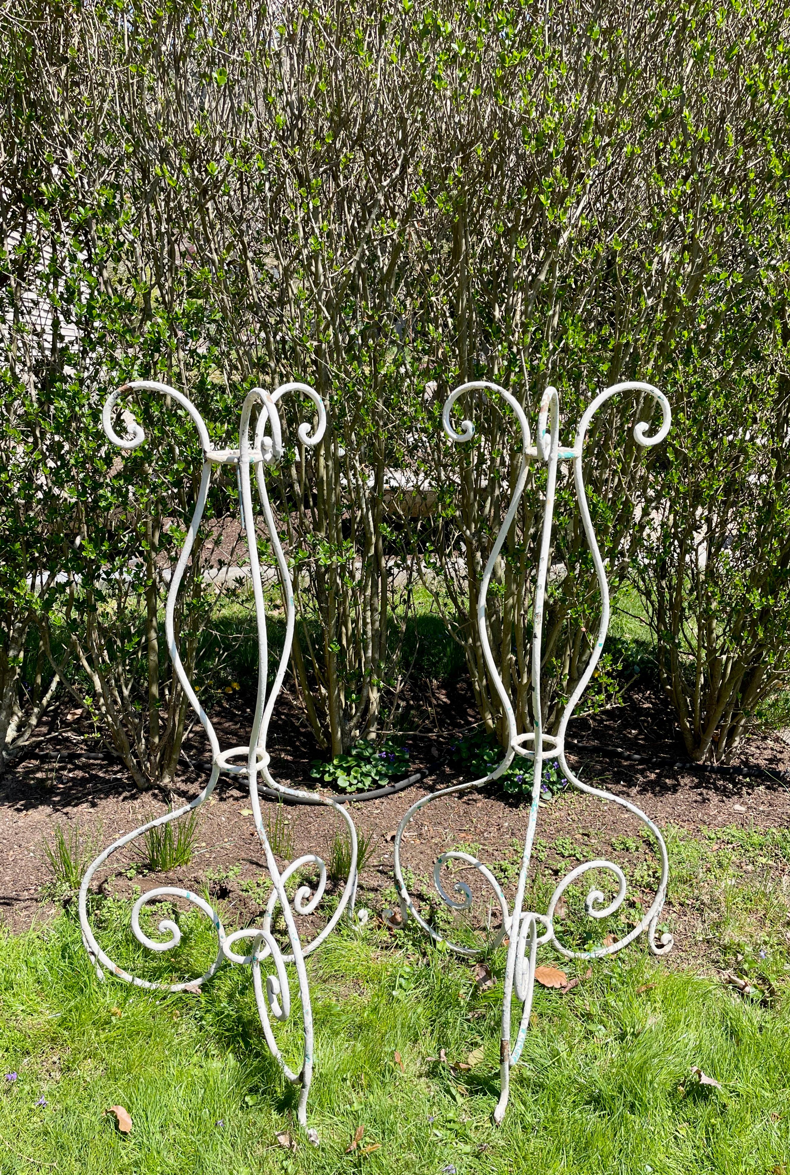 Pieces that add height to your terrace or garden are always in high demand and we found these lovely 19th C wrought iron plant stands near St. Émilion. Hand-wrought and in old slightly-chippy white over green paint with small areas of surface