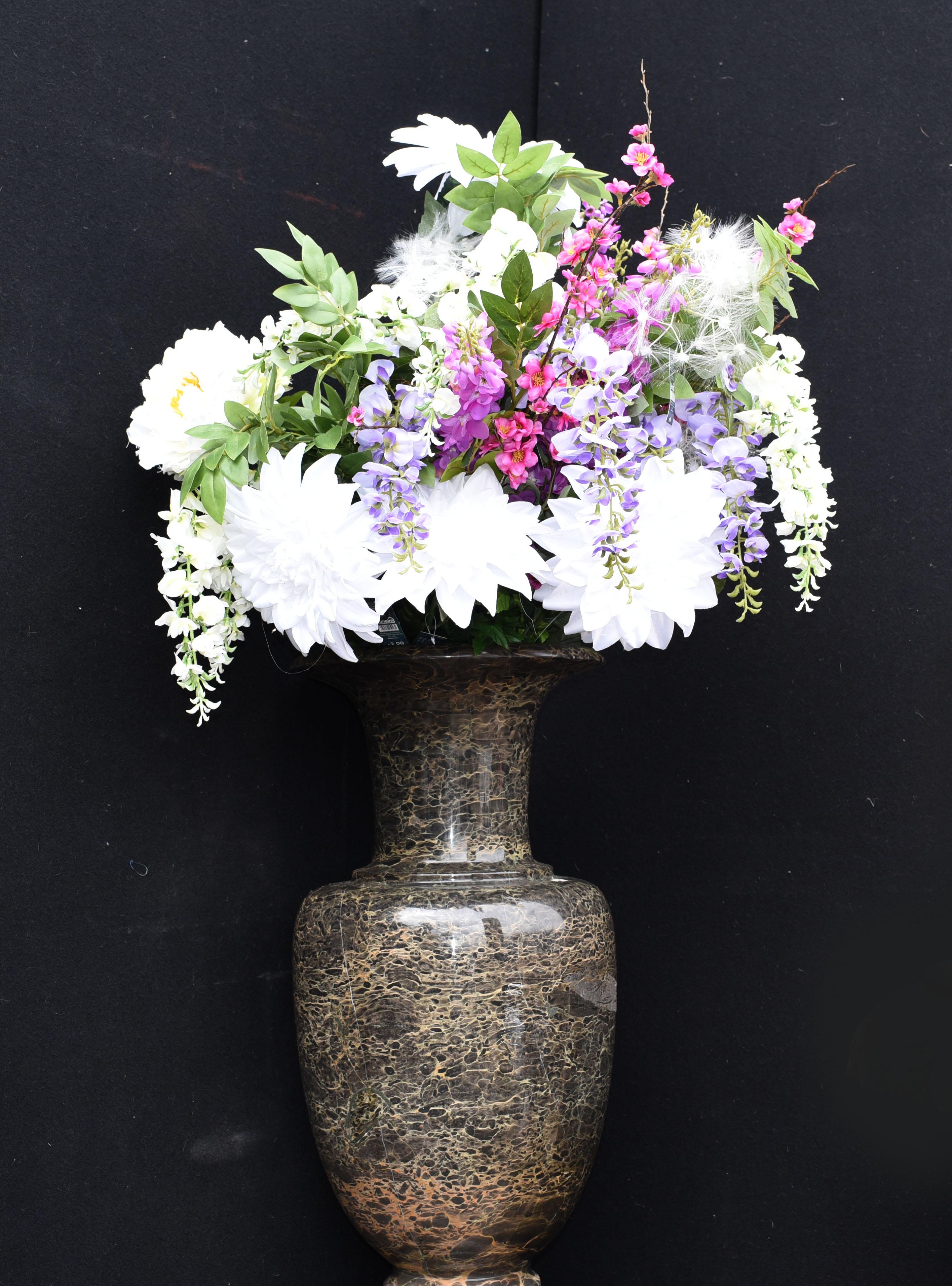 - Stunning pair of Italian marble garden urns
- Tall, with amphora form, perfect for achieving that look of classical antiquity
- Stand almost four feet tall - 124 cm
- Great piece for the lawn or garden.

 