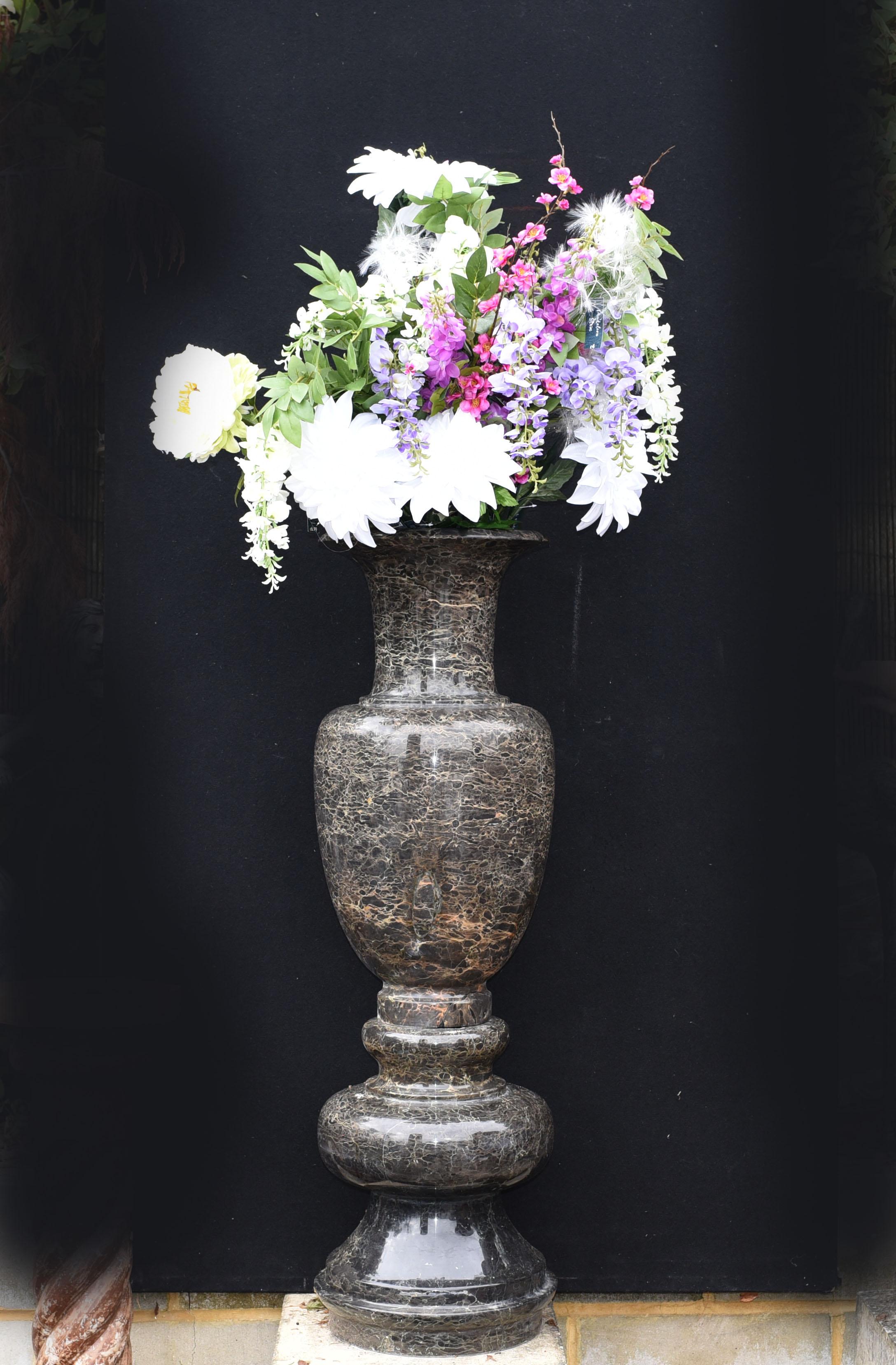 Pair Tall Italian Marble Garden Vases Classical Amphora Urn In Good Condition In Potters Bar, GB