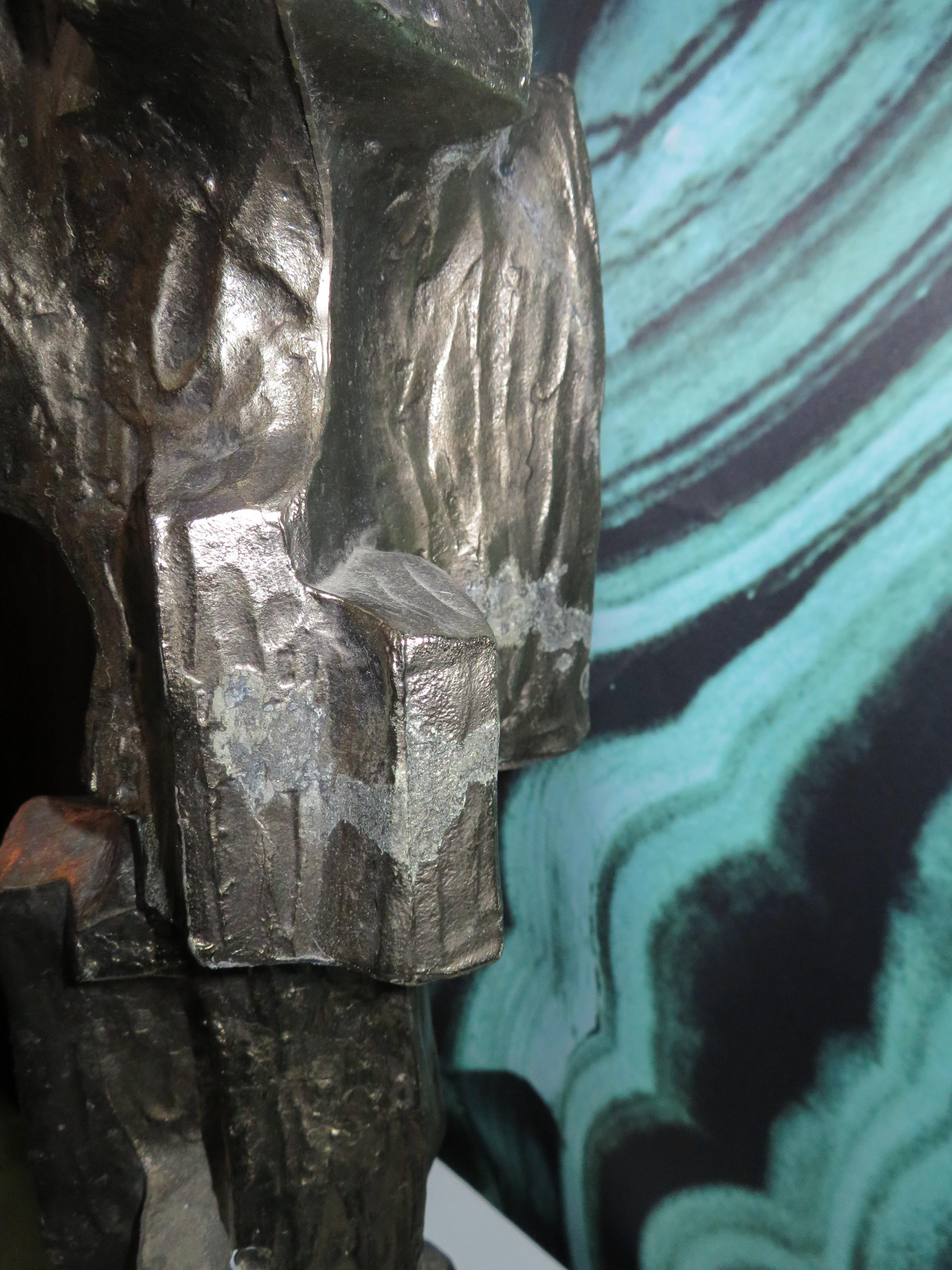 Paire de grandes lampes de bureau brutalistes sculpturales en bronze, Laurel en vente 4