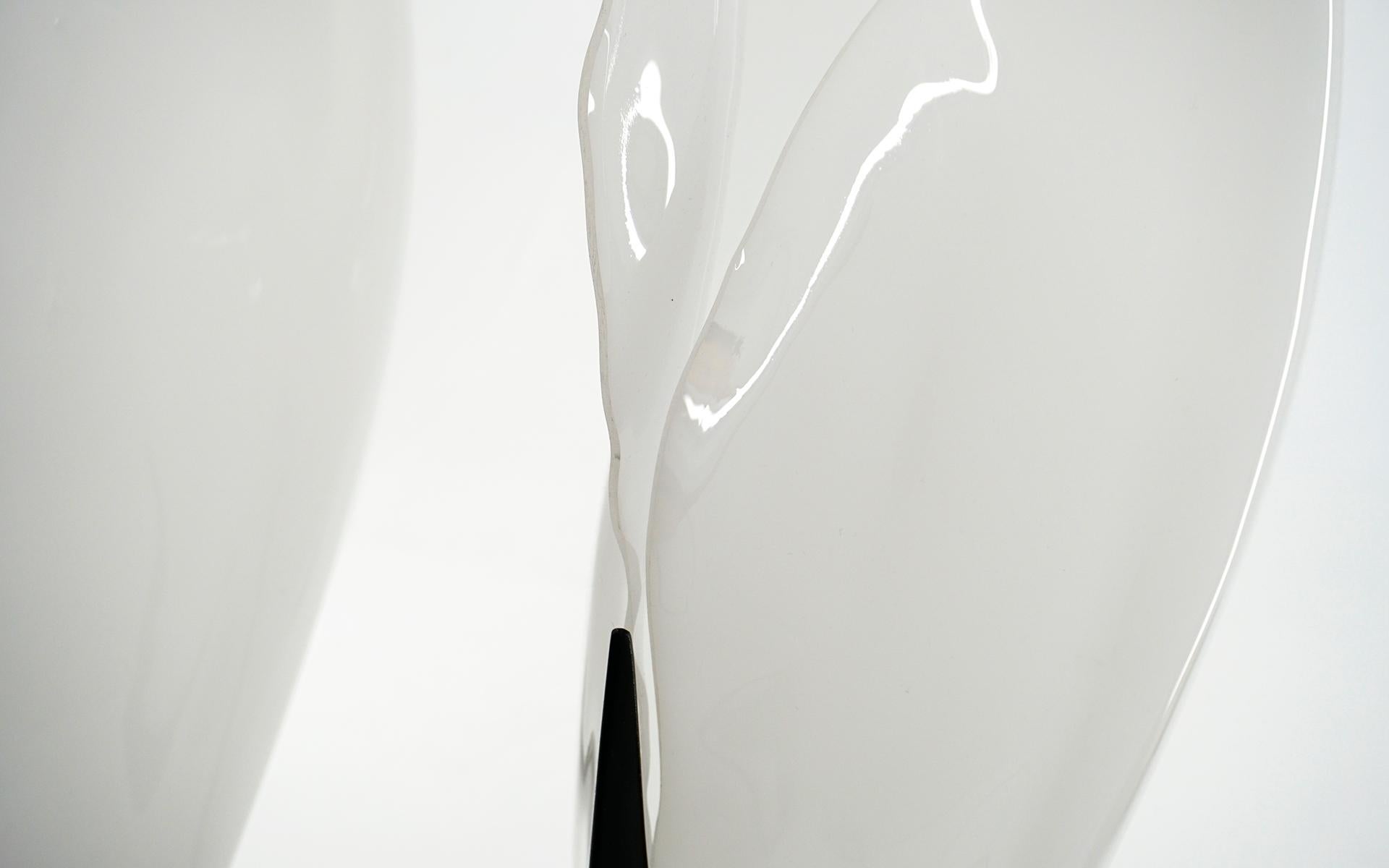Pair Tall Table Lamps by Roger Rougier in White & Black Acrylic, Tall For Sale 2