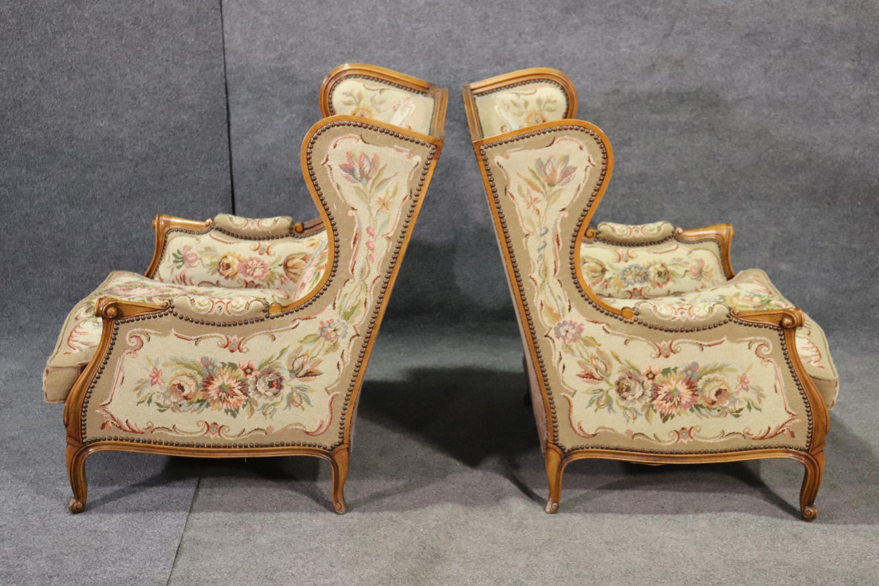 Pair of Tapestry Upholstered French Louis XV Walnut Wingchairs Bergère Chairs 4