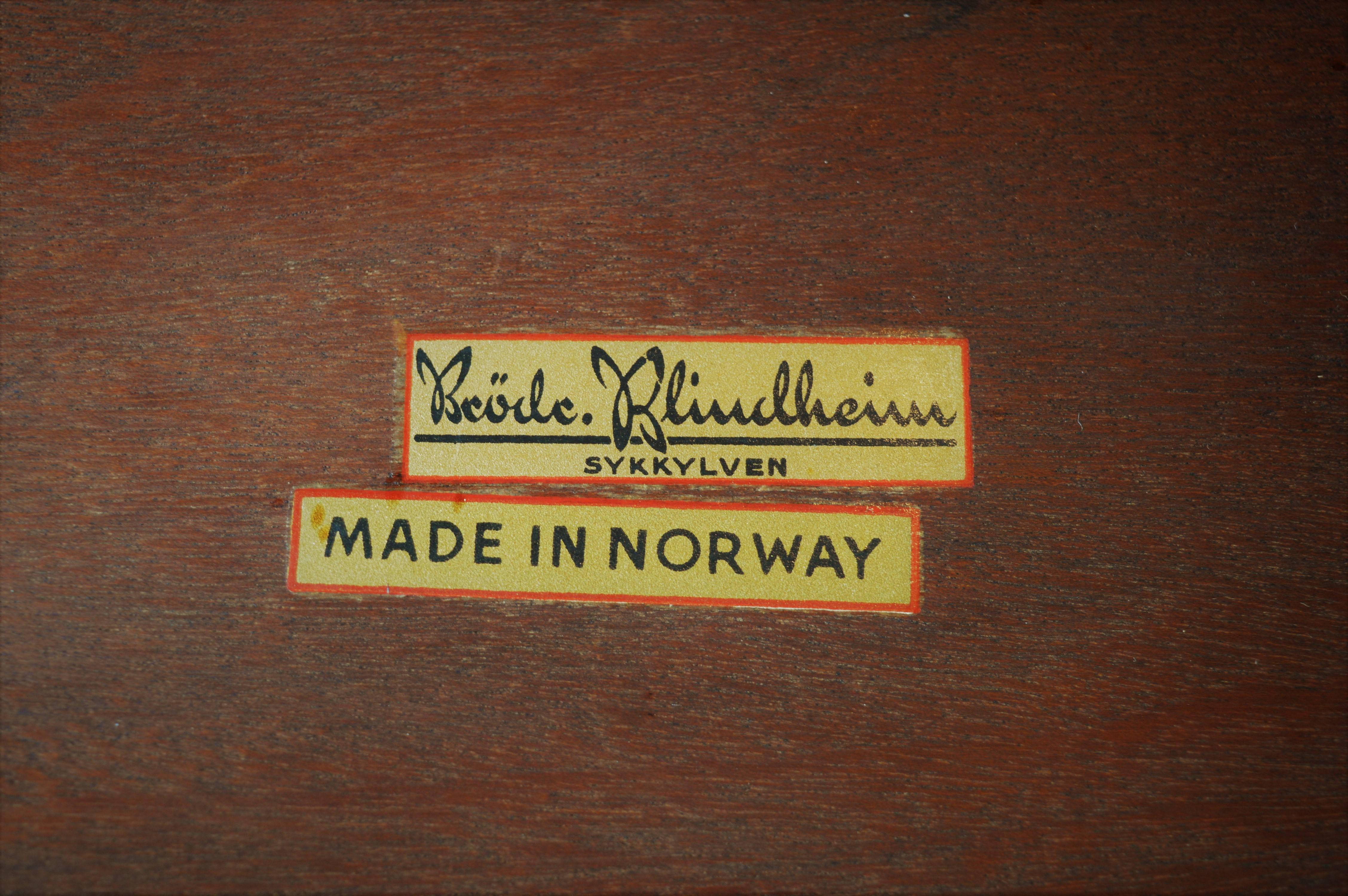Pair of Teak Minimalist Side Tables with Flared Sides, Brode Blindheim 'Norway' 3