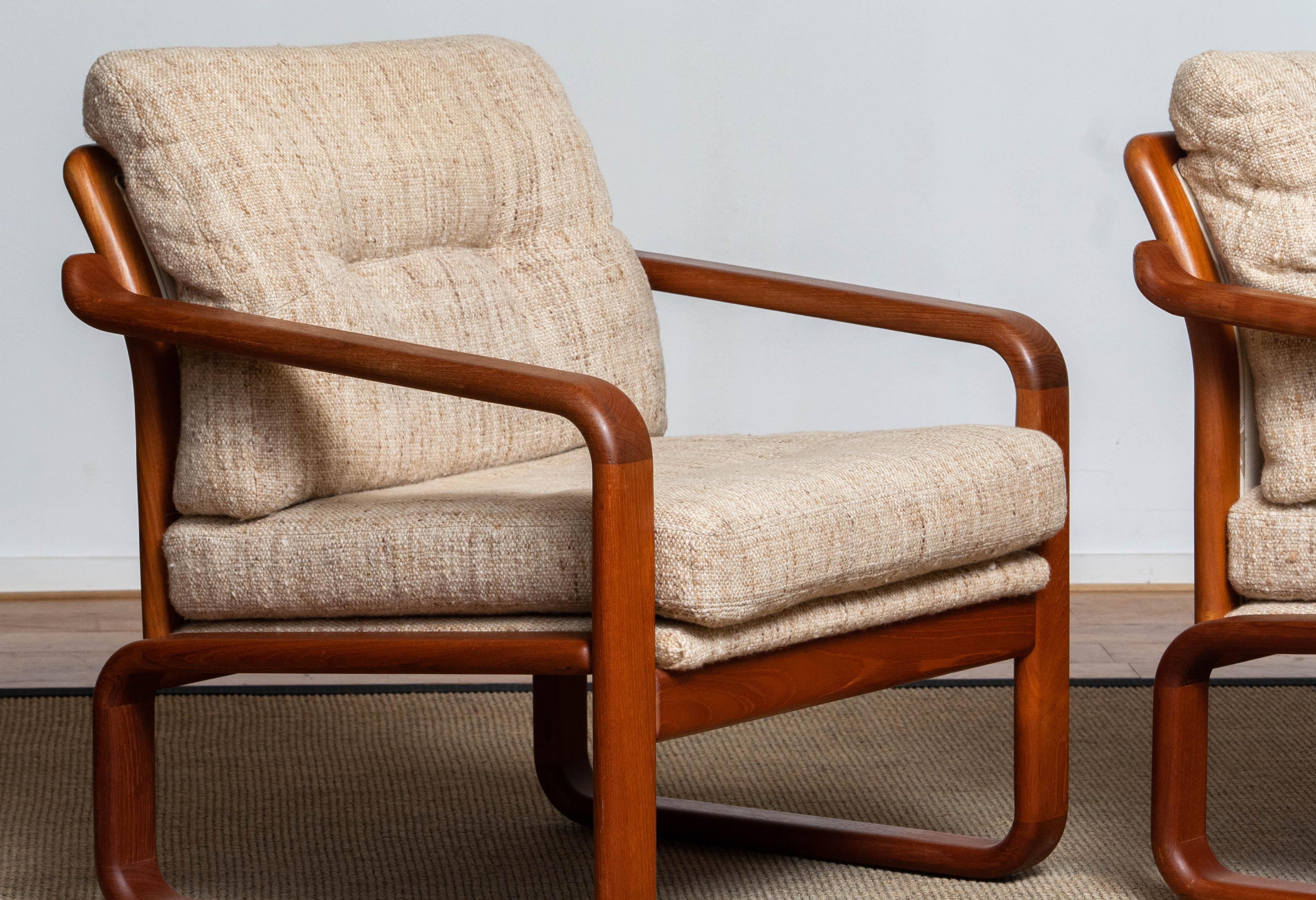 Paire de fauteuils en teck avec coussins en laine par DHS Design Denmark 1980 en vente 6