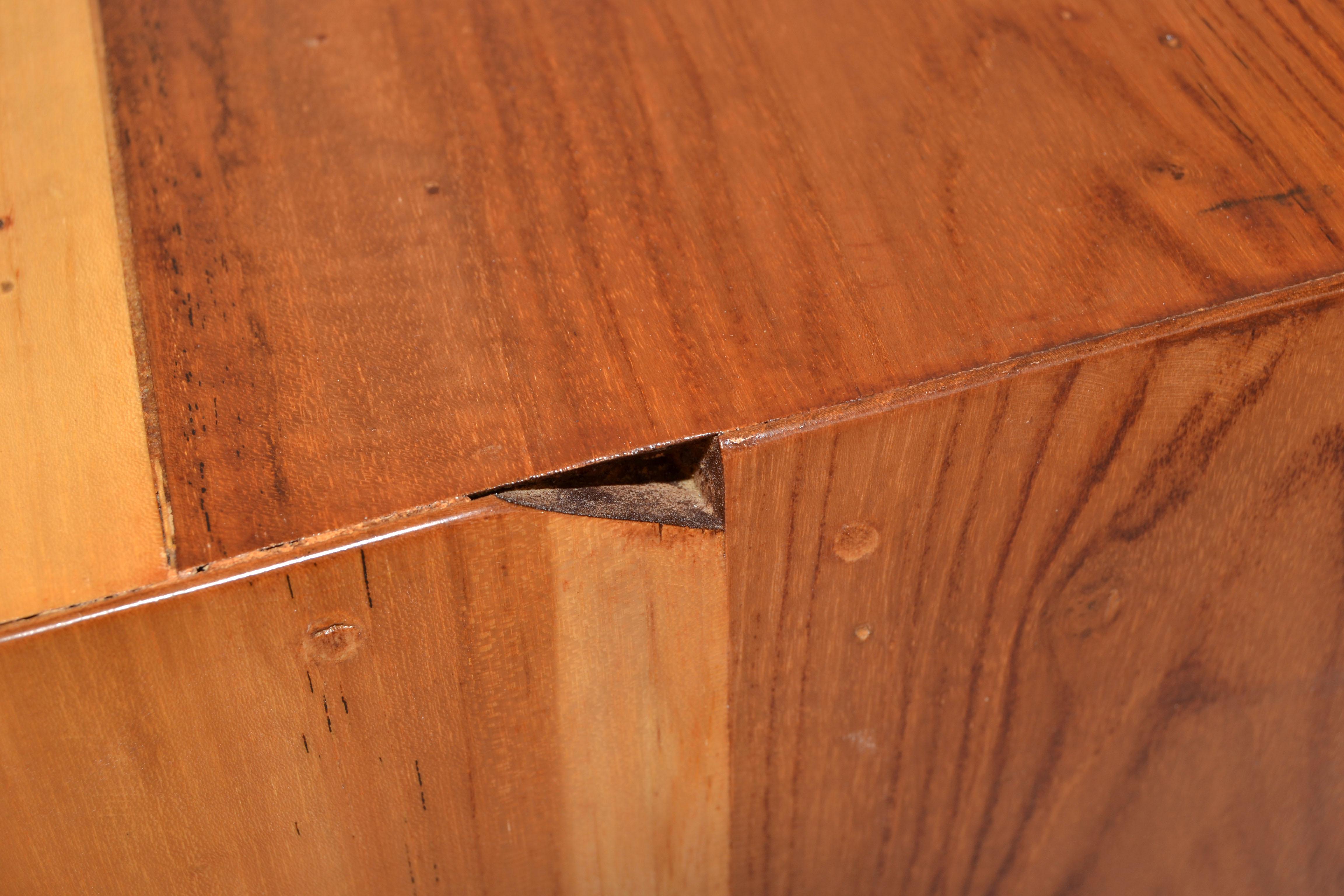 Pareja, Tablero de Madera de Teca Natural Mesilla de Noche Orgánica Moderna Indonesia en venta 2