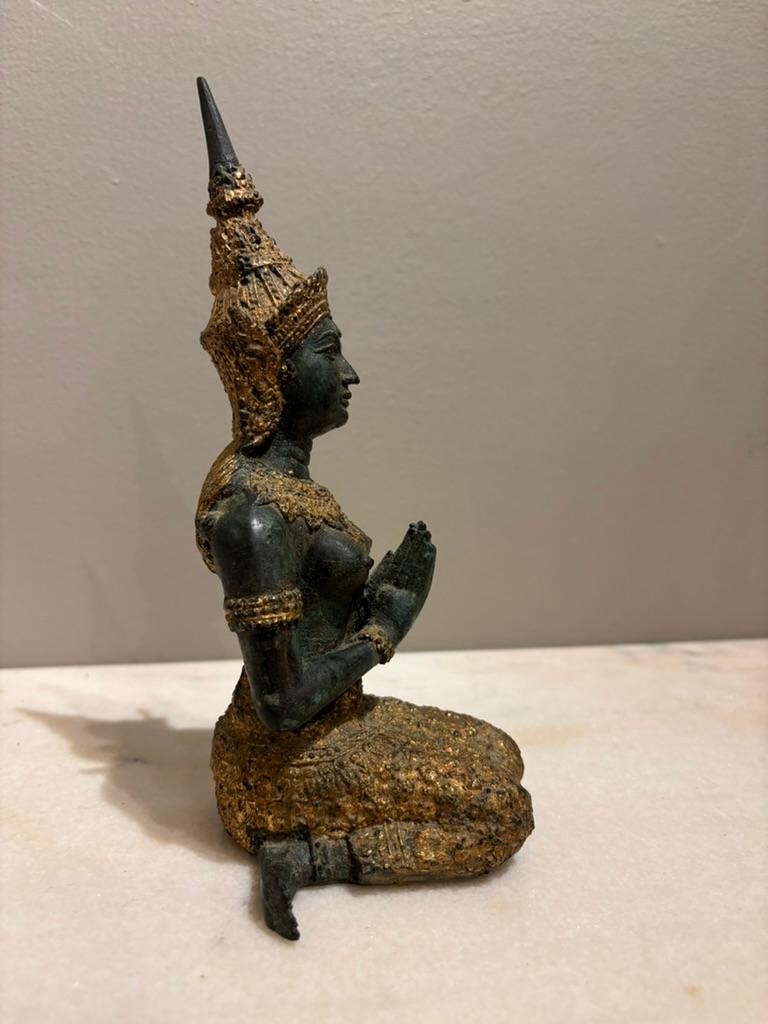 Pair Thai Gilt Bronze Kneeling Sacred Angels,  'White Lotus' Fans Take Notice! In Good Condition For Sale In Stamford, CT