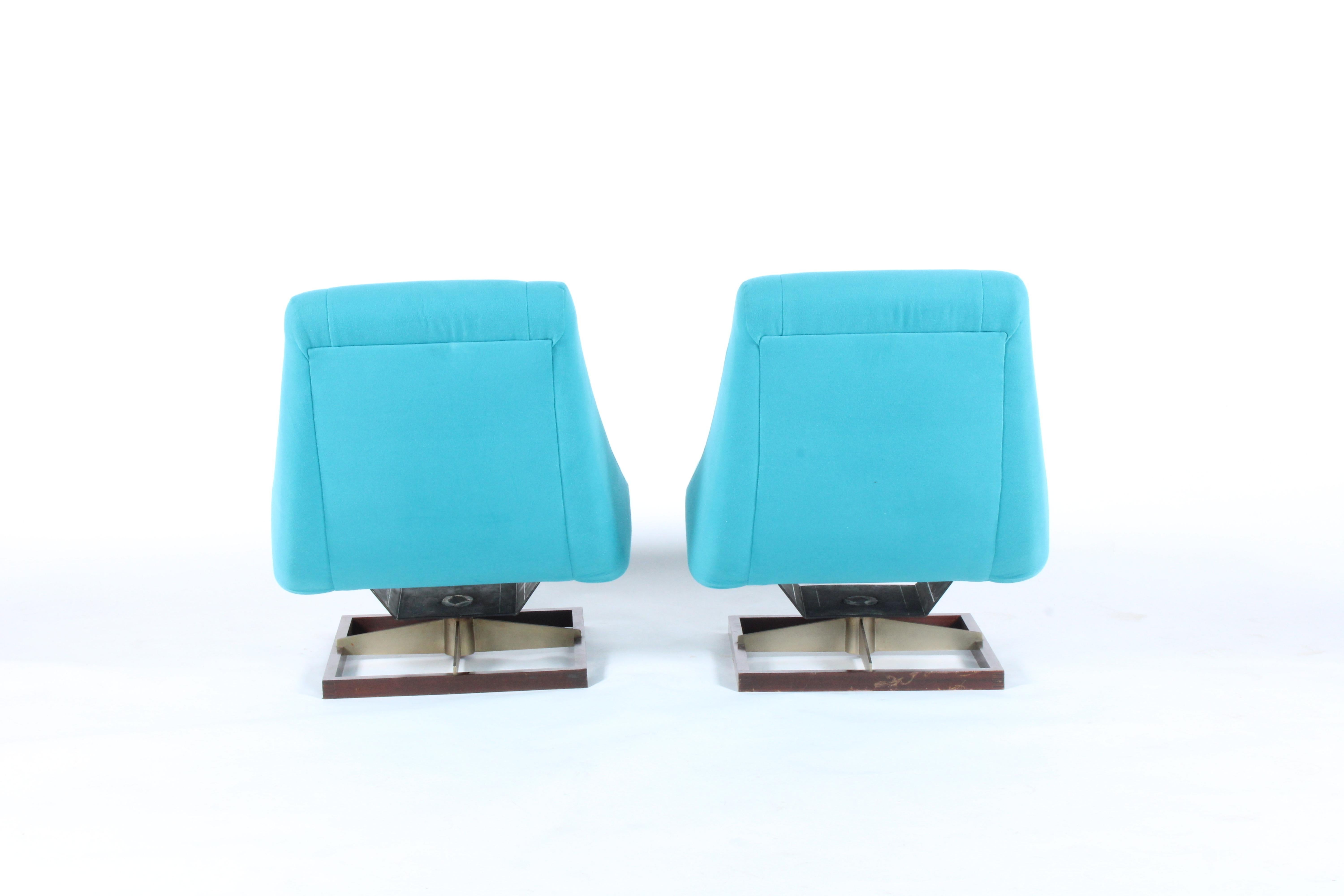 Pair of Striking Vintage Italian Lounge Chairs For Sale 9