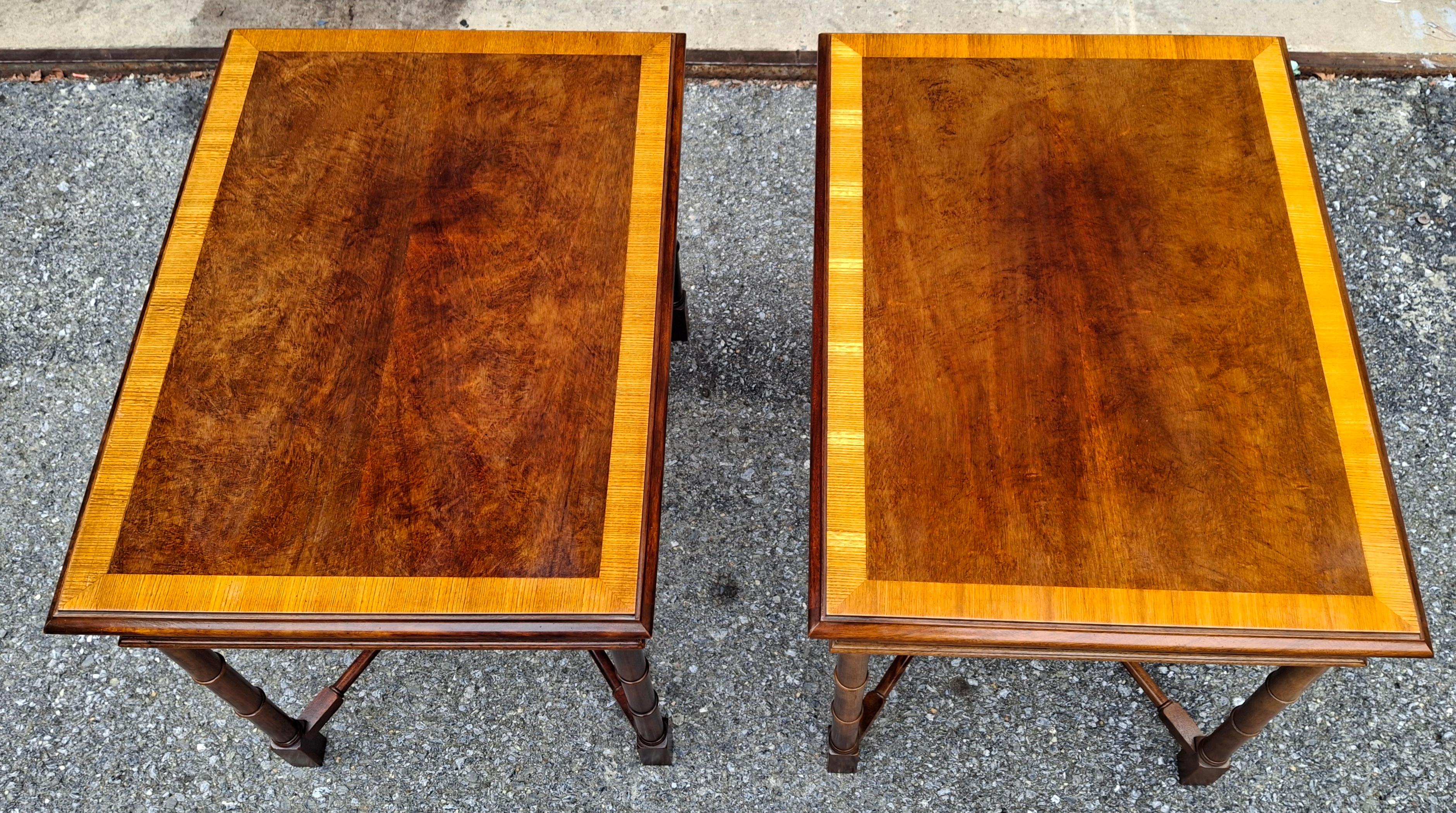 Pair Thomasville Chinese Chippendale Crossbanded Mahogany Faux Bamboo Side Table Bon état - En vente à Germantown, MD