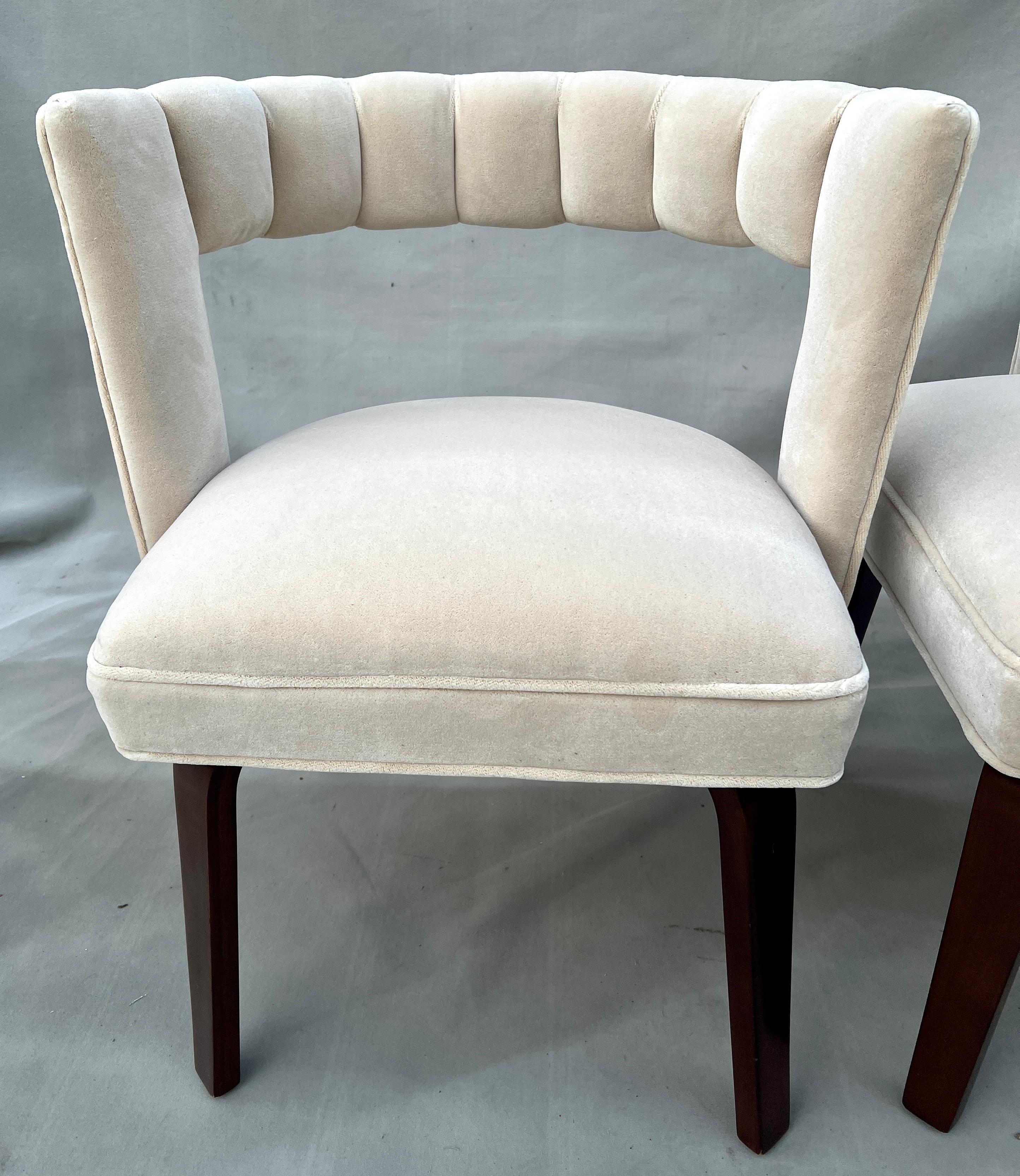 Pair Thonet Side Chairs Scalloped and Ribbed Open Back and Bronze Nail Heads For Sale 1