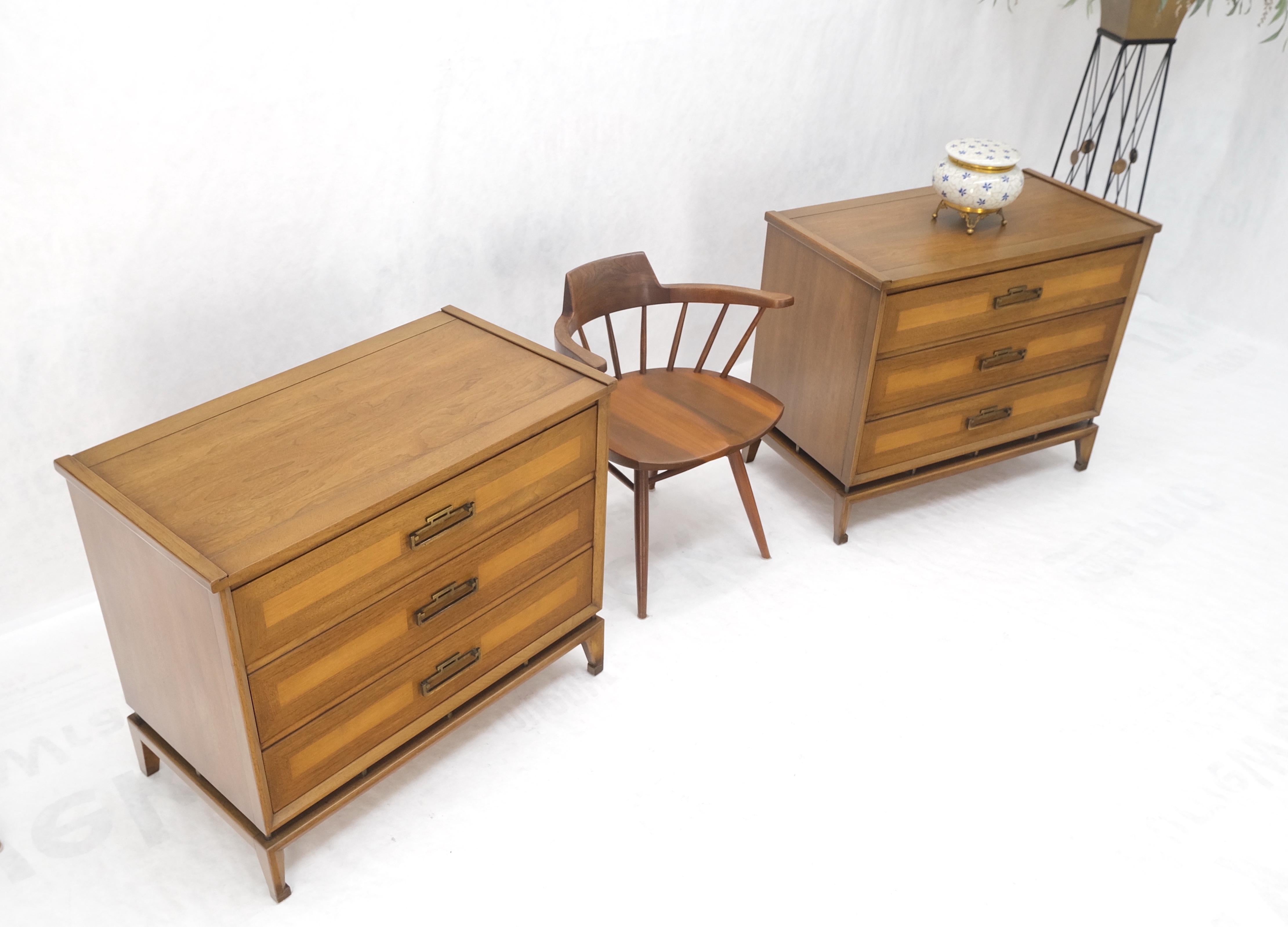 Pair Three Drawers Light Walnut Banded Drawers Drop Pulls Bachelor Chests MINT! For Sale 5