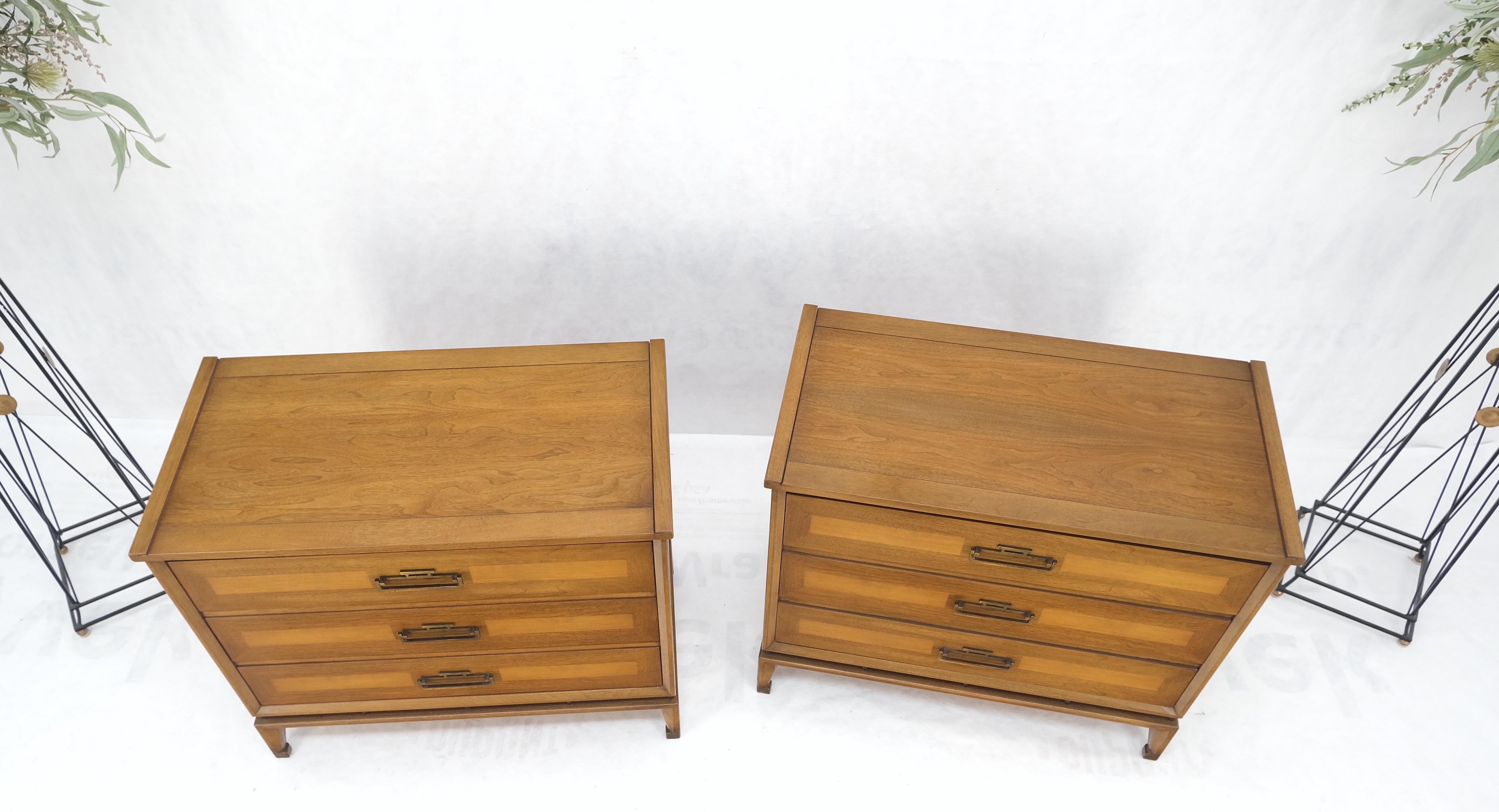 Mid-Century Modern Pair Three Drawers Light Walnut Banded Drawers Drop Pulls Bachelor Chests MINT! For Sale