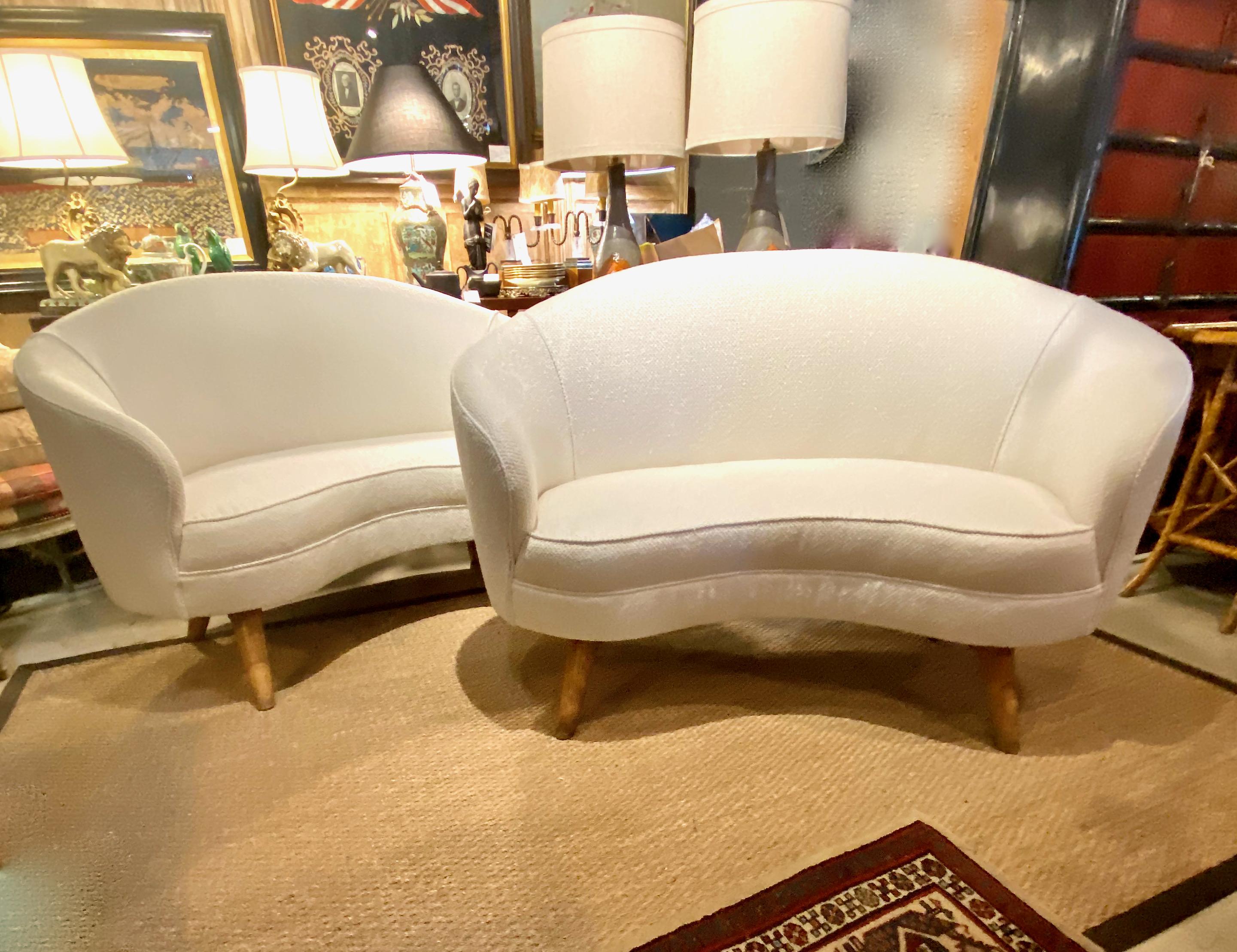 Pair Tor Wolfenstein Small Sofas In Good Condition For Sale In Pasadena, CA