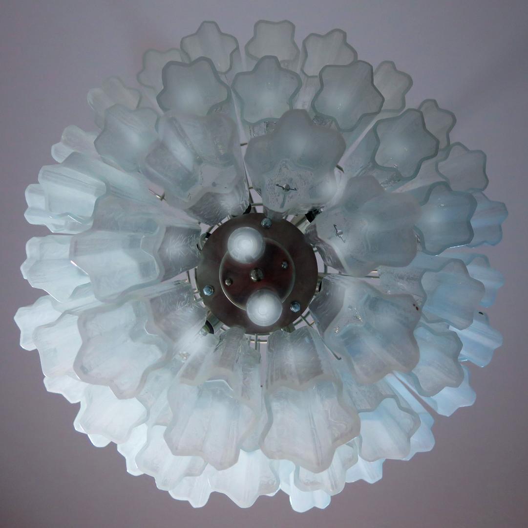 Italiano Coppia di 48 lampadari Tronchi in stile Toni Zuccheri per Venini, Murano in vendita