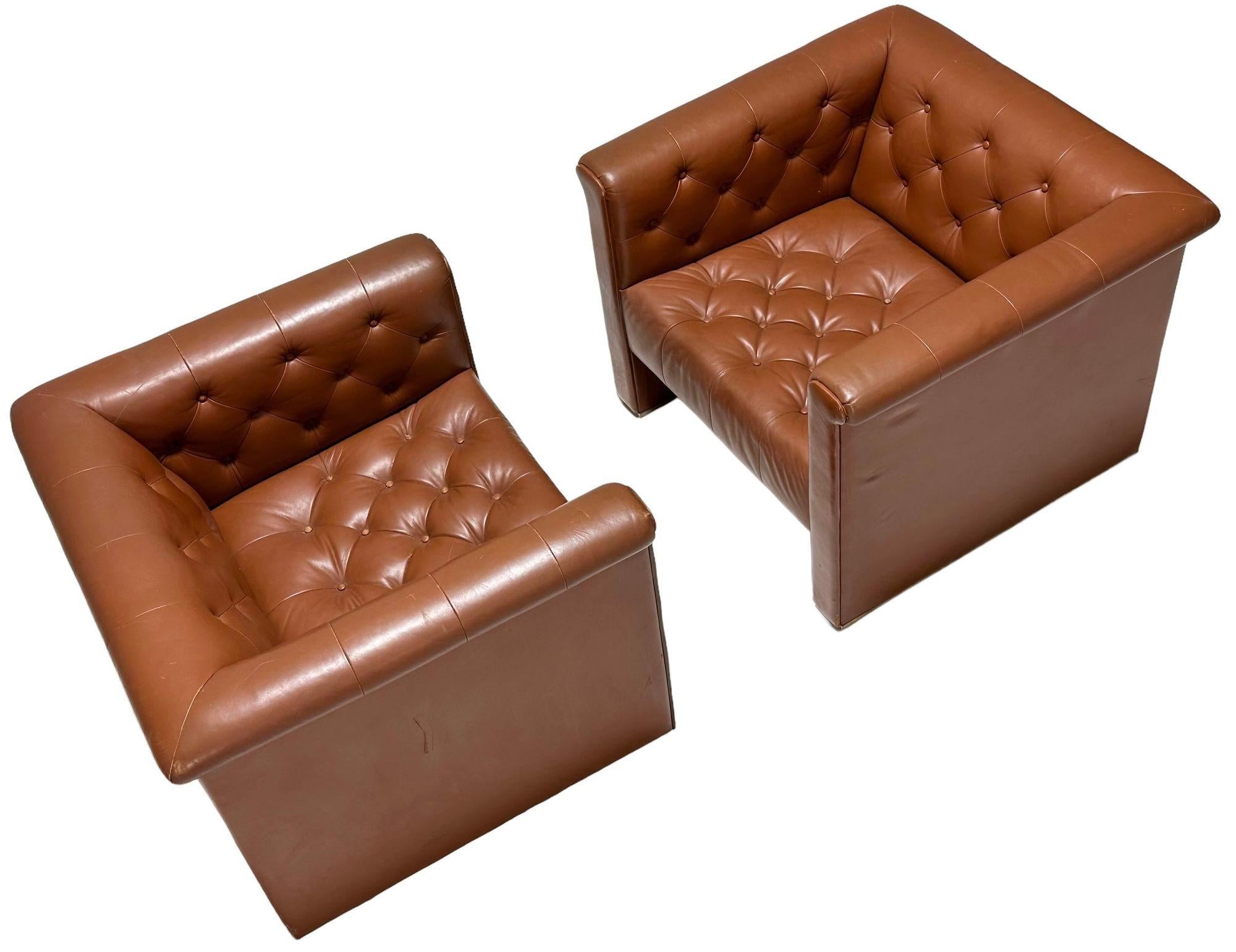 Pair Tufted Cube Leather Club Chairs, 1970 In Good Condition For Sale In Chicago, IL