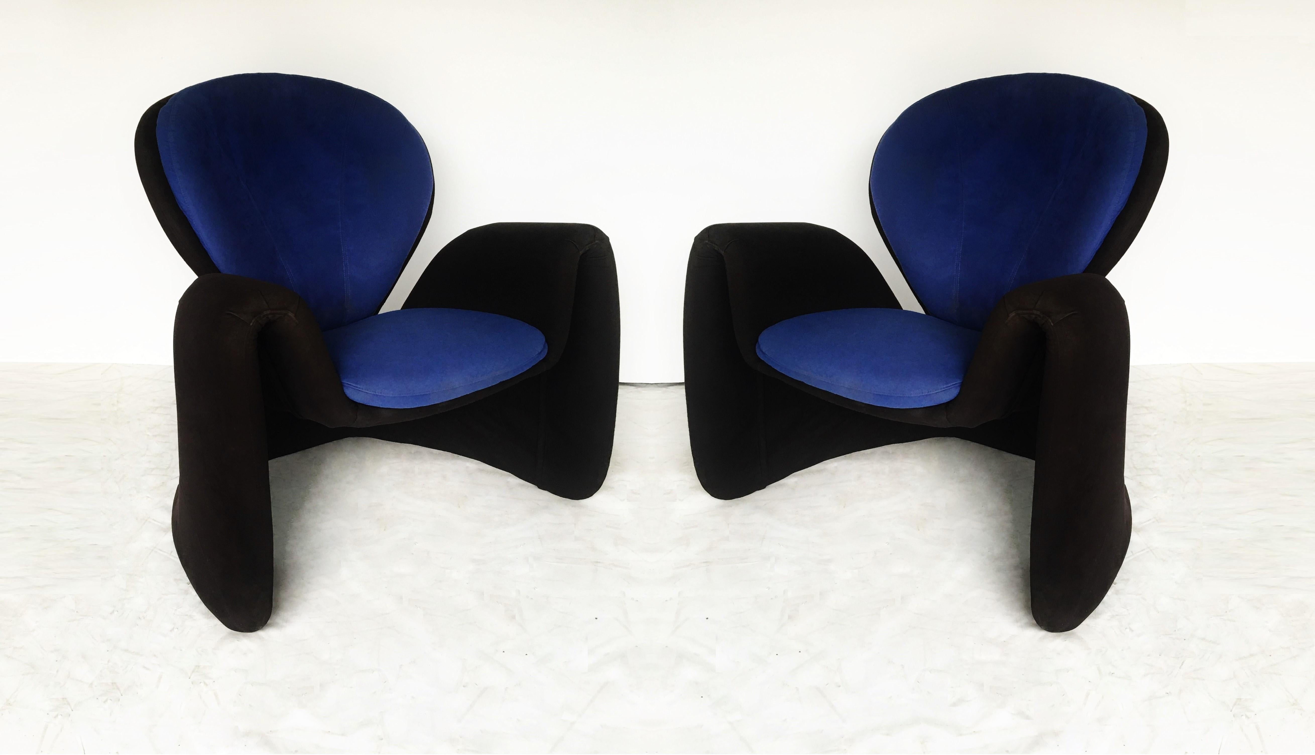 Mid-Century Modern Pair of Two-Tone Modern Cantilever Ribbon Armchairs For Sale