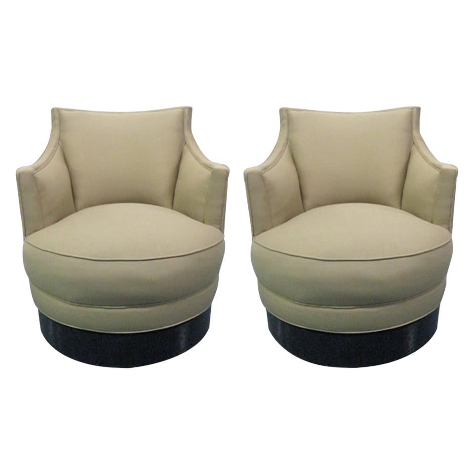 Pair of Upholstered Swivel Chairs Style of Milo Baughman For Sale